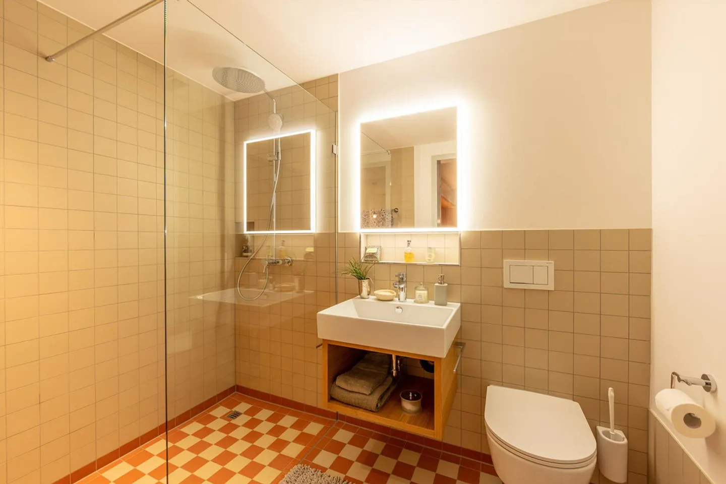 Kompakte und stilvolle 2.5 Zimmerwohnung im 1. OG - Foto 9 von 12