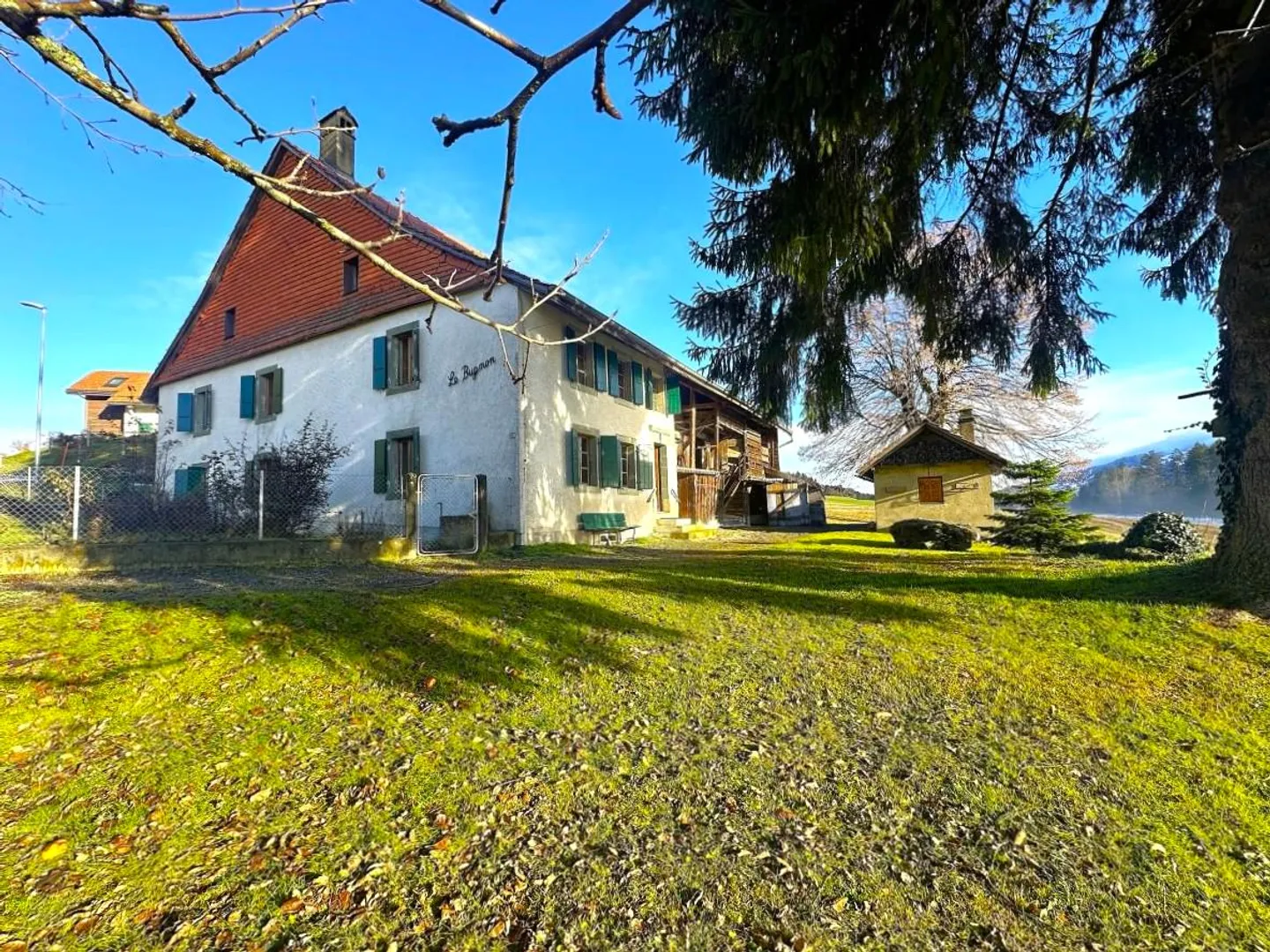 Fattoria nel villaggio - Terreno di 2'578 m2 nella zona del villaggio! - Foto 1 di 15