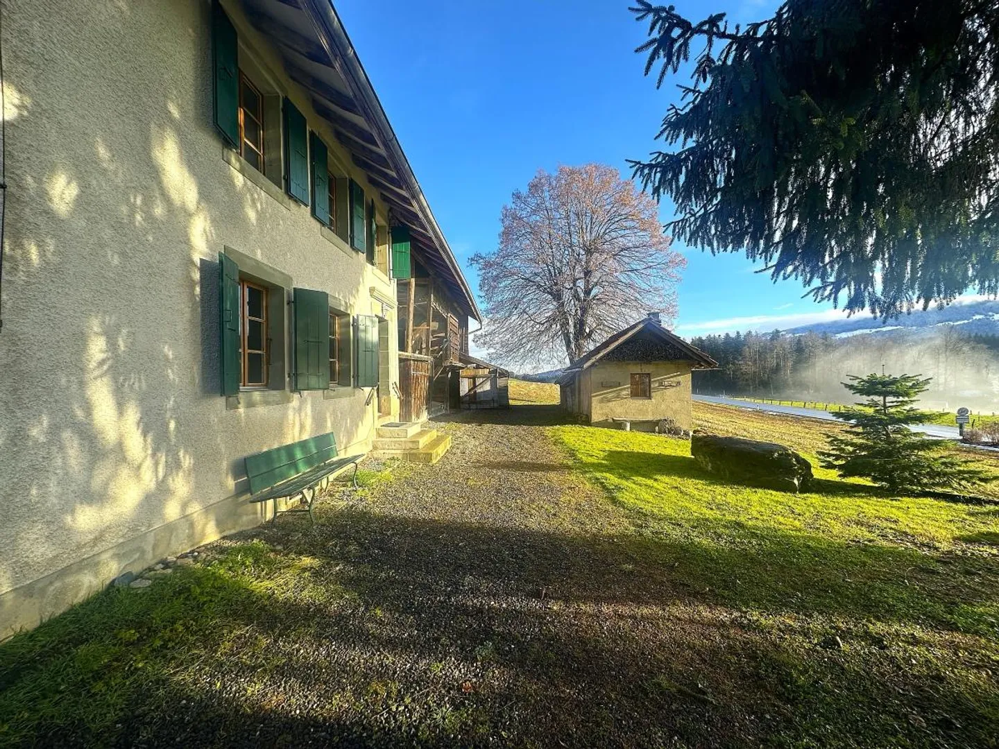 Fattoria nel villaggio - Terreno di 2'578 m2 nella zona del villaggio! - Foto 2 di 15