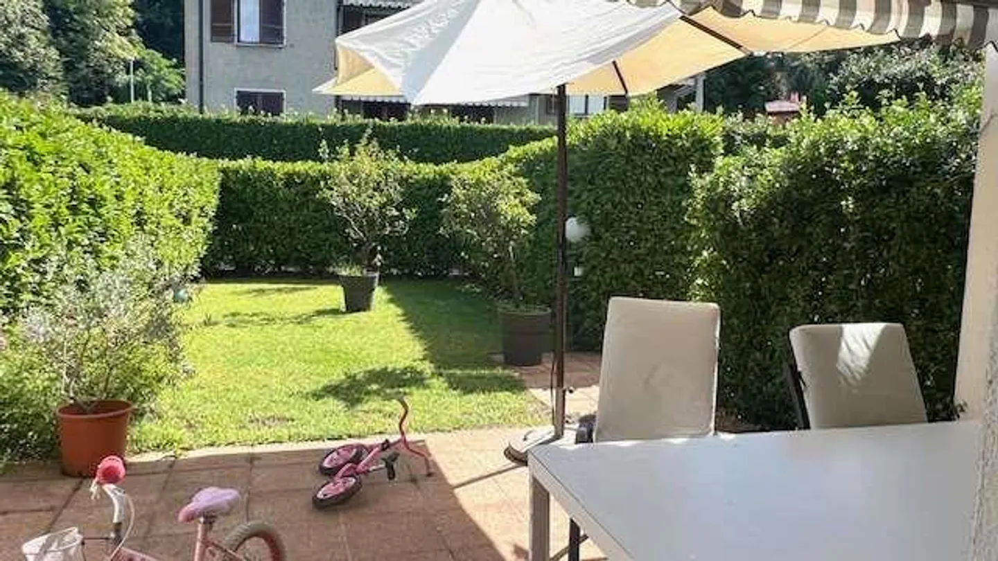 Casa a gradini in affitto - Foto 1 di 13
