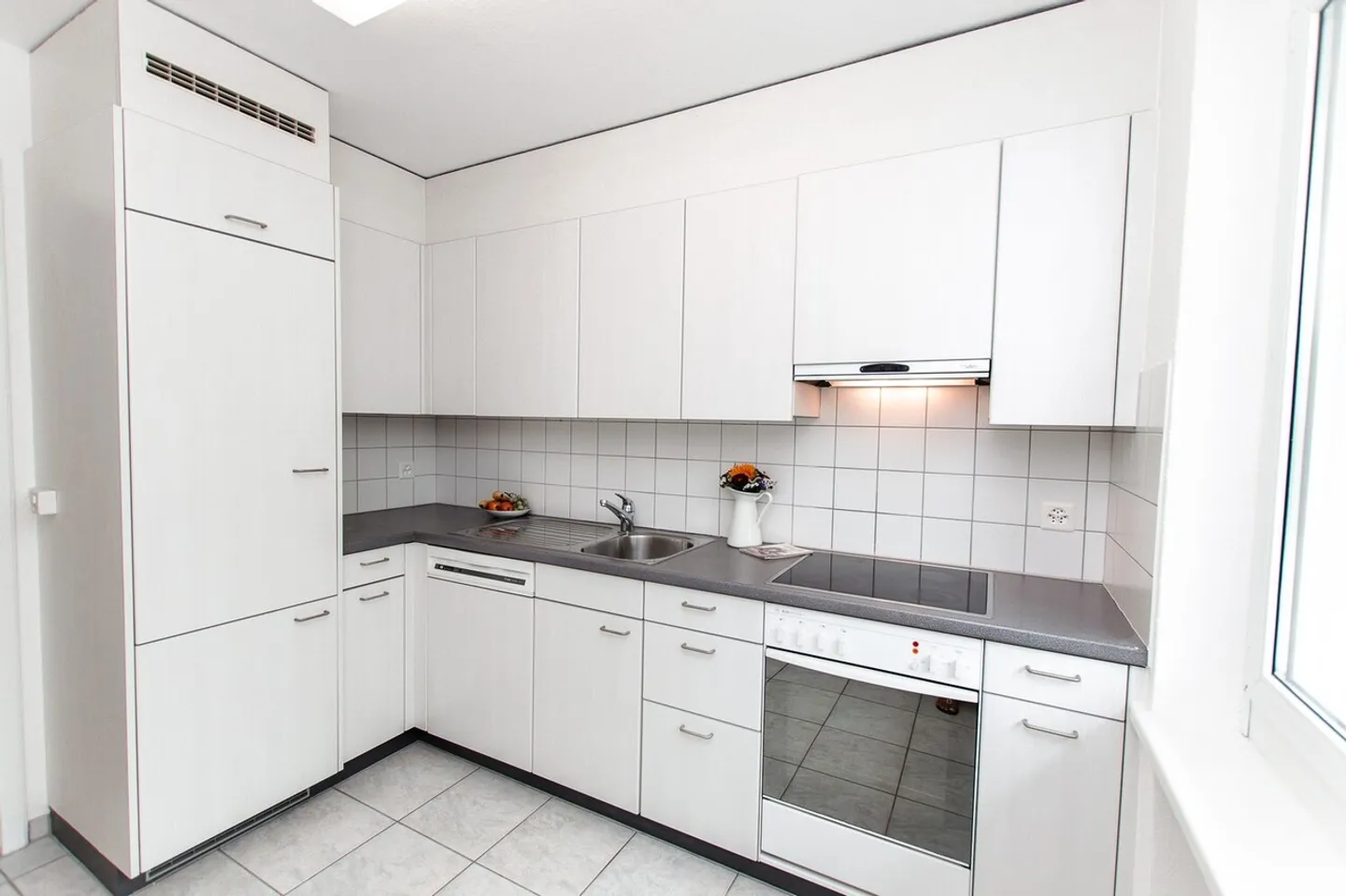 3-room apartment ground floor - limited until 30.09.2027 - Photo 2 of 8
