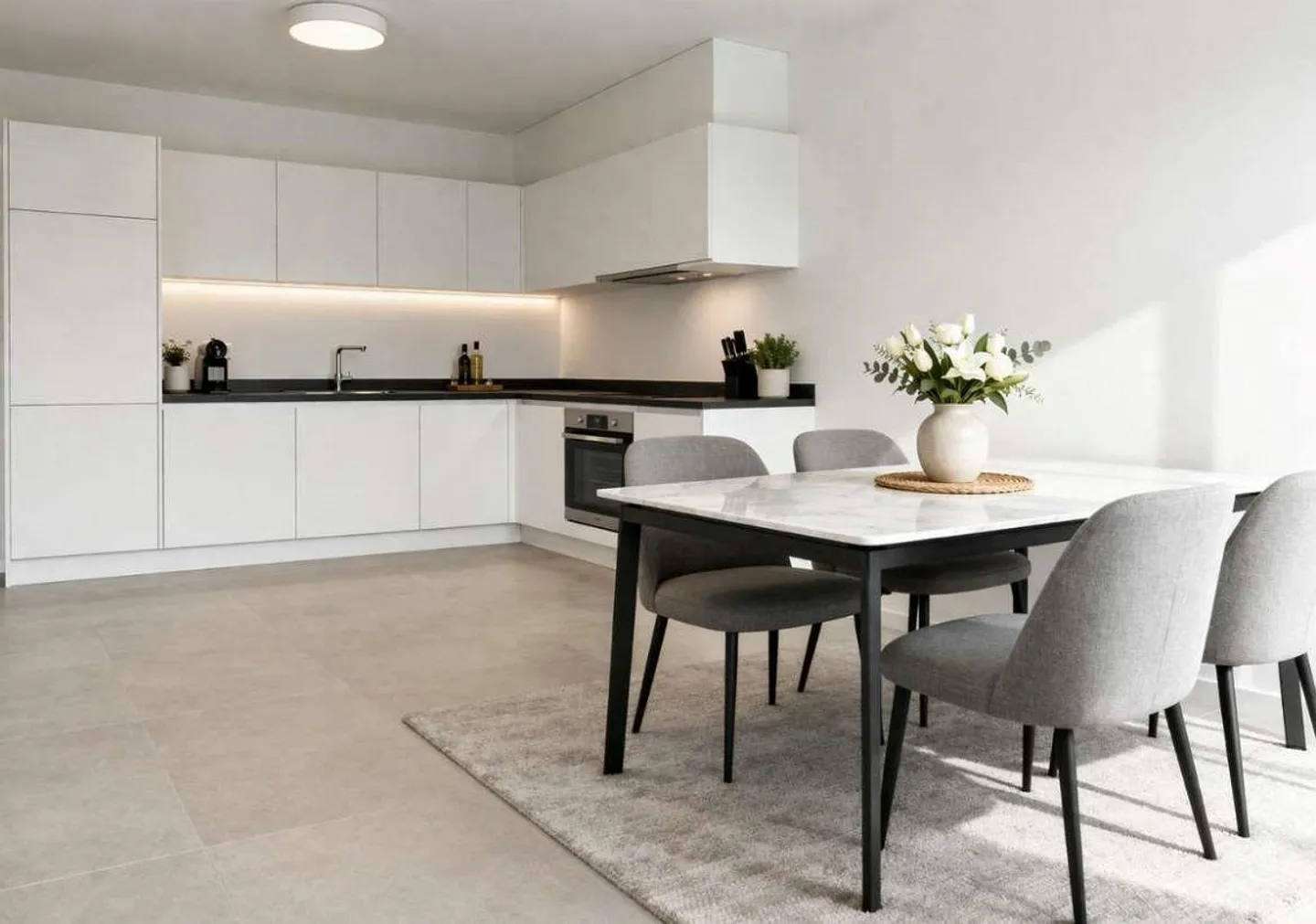 Elegant apartment newly built to a high standard with panoramic roof garden - Photo 2 of 10