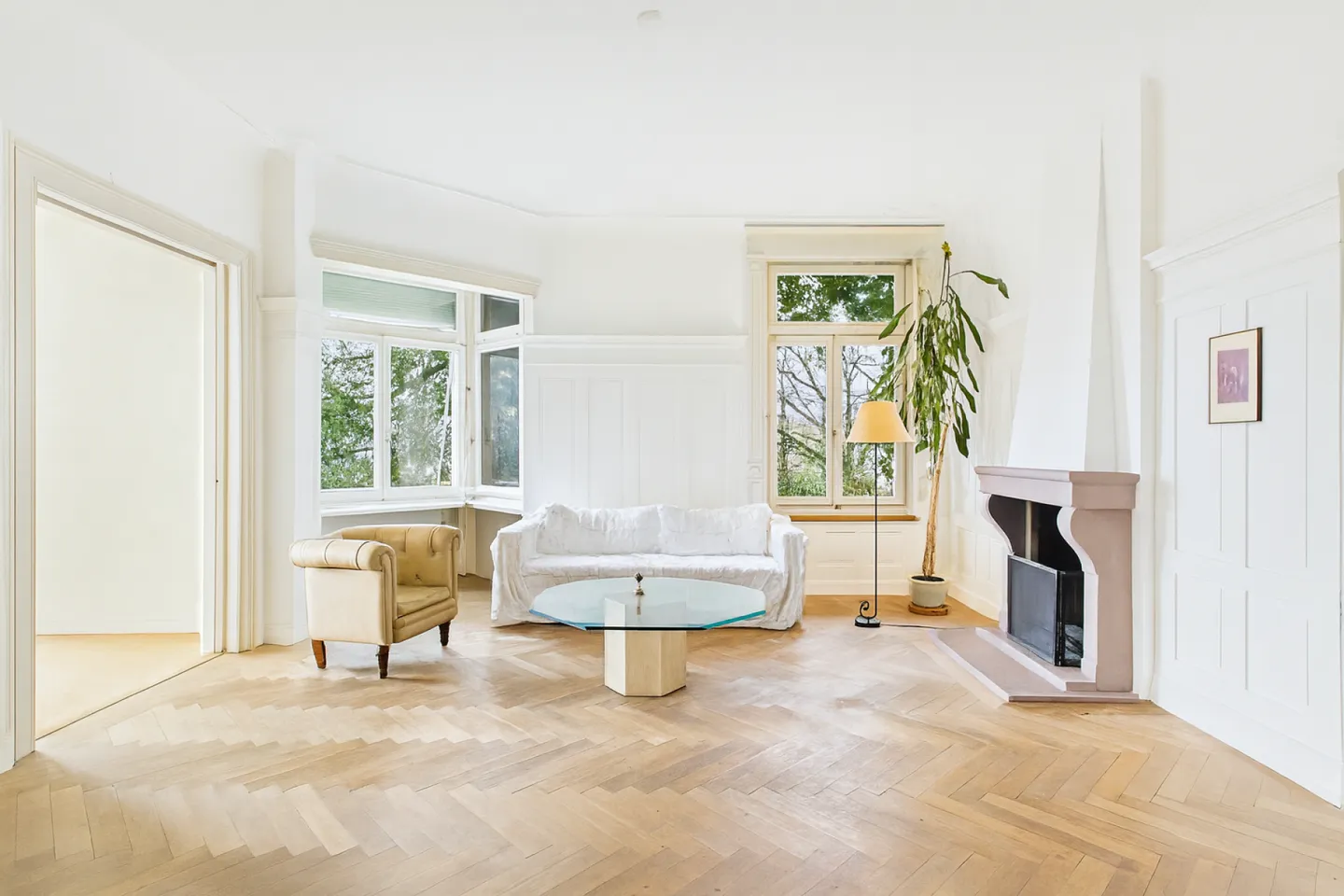 VILLA STORICA IN POSIZIONE ESCLUSIVA CON GRANDE POTENZIALE - Foto 2 di 4