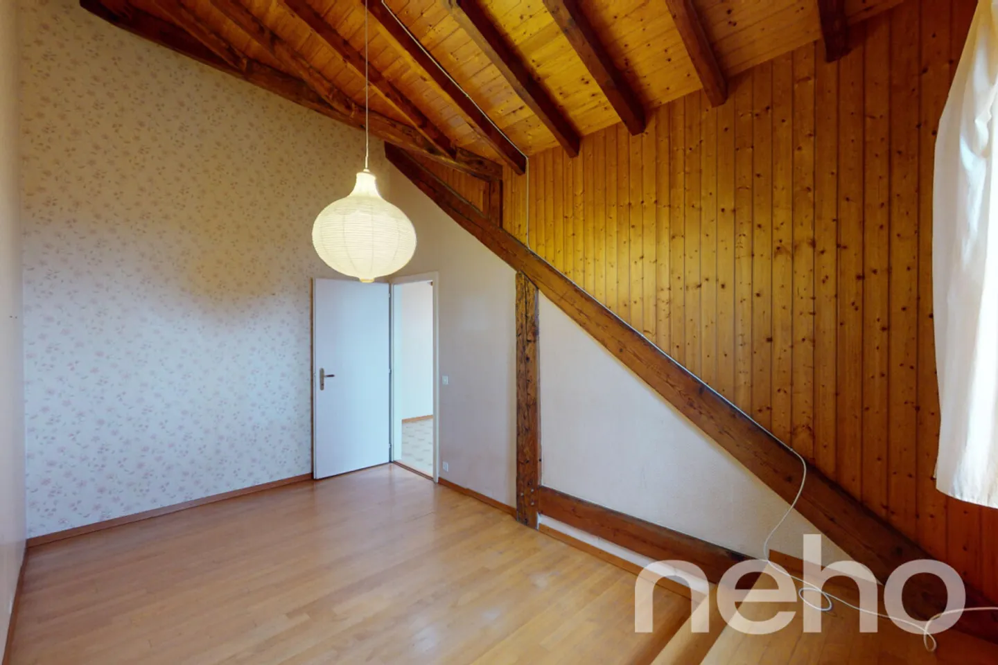 Opportunità Rara: Appartamento 3.5 Stanze con Vista e Luminosità - Foto 9 di 13