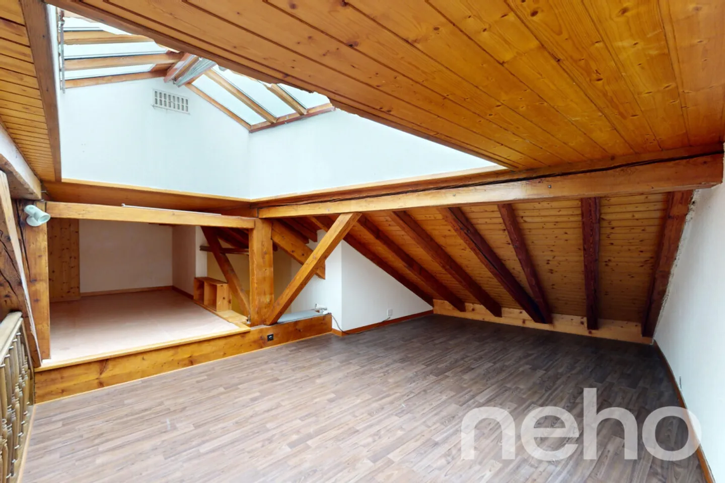 Opportunità Rara: Appartamento 3.5 Stanze con Vista e Luminosità - Foto 11 di 13