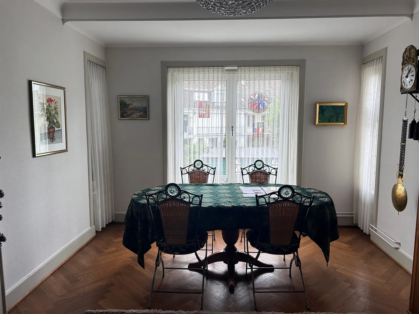 Grosse 4-Zimmerwohnung mit grossem Balkon - Foto 6 von 15