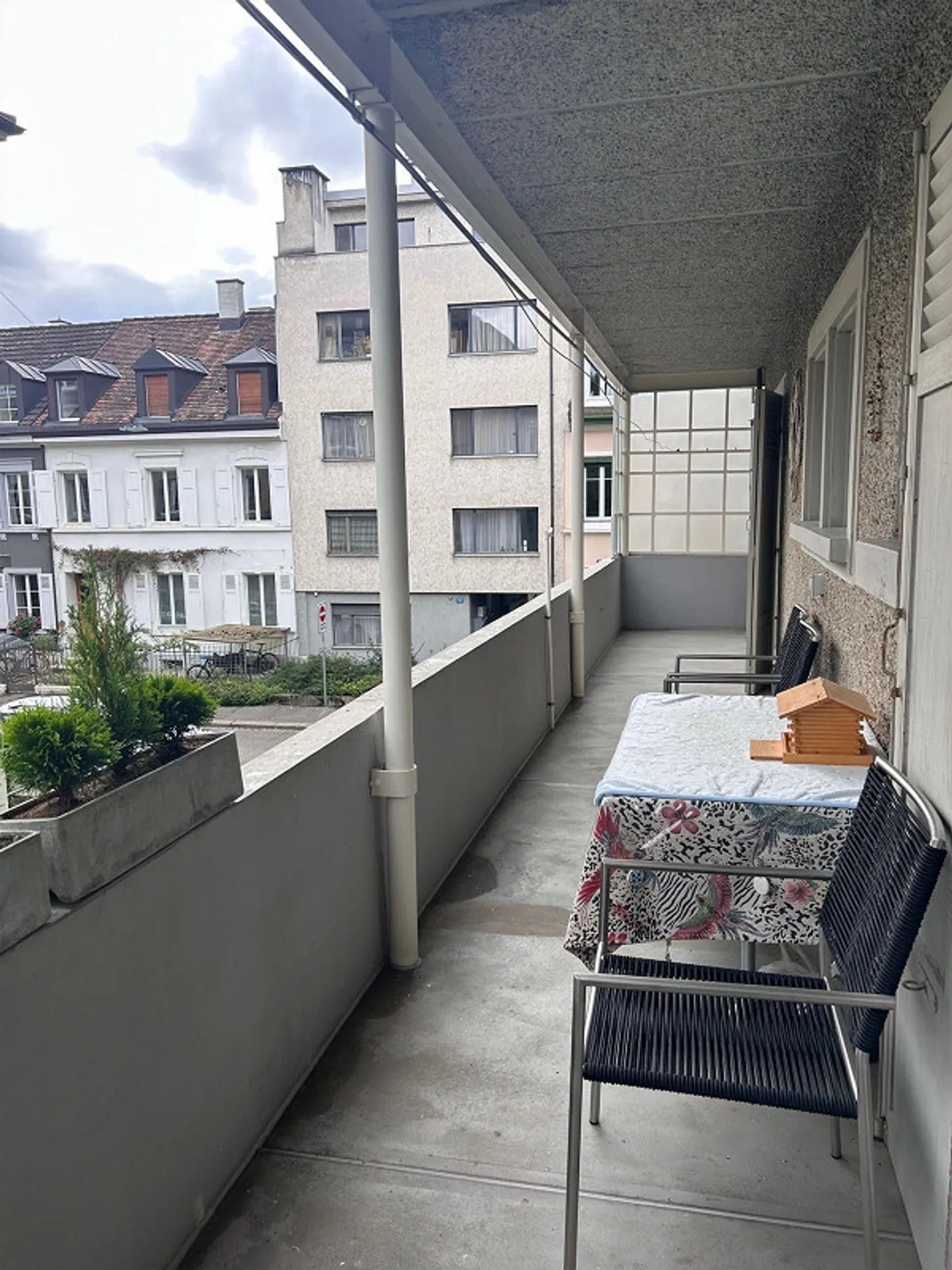 Grosse 4-Zimmerwohnung mit grossem Balkon - Foto 8 von 15