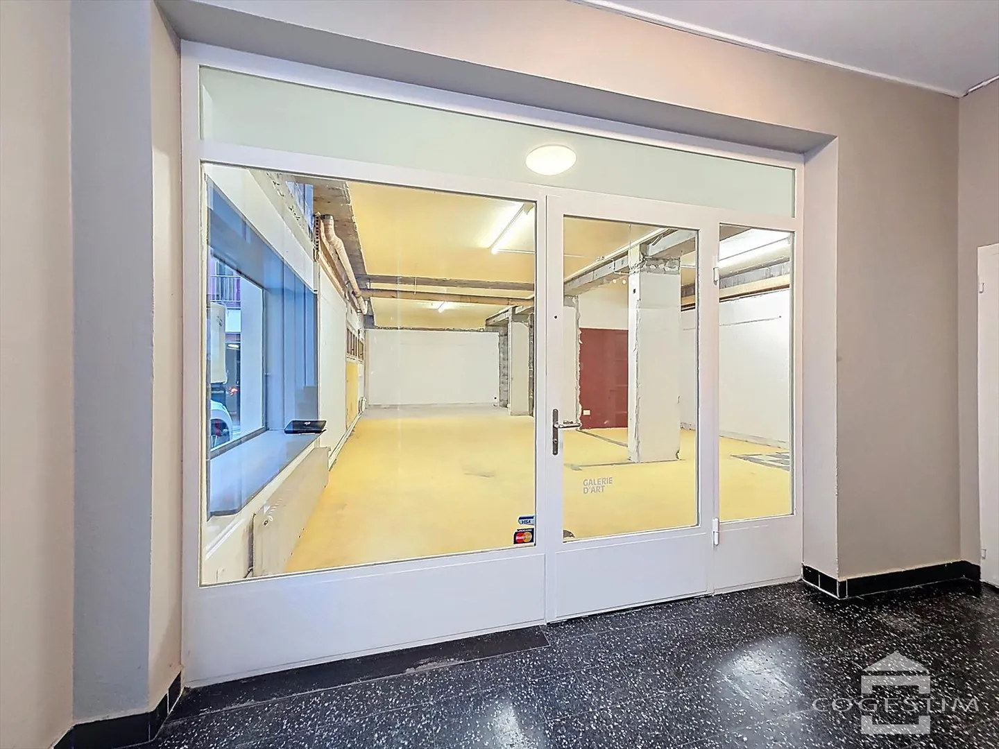 Deposit - Photo 4 of 12