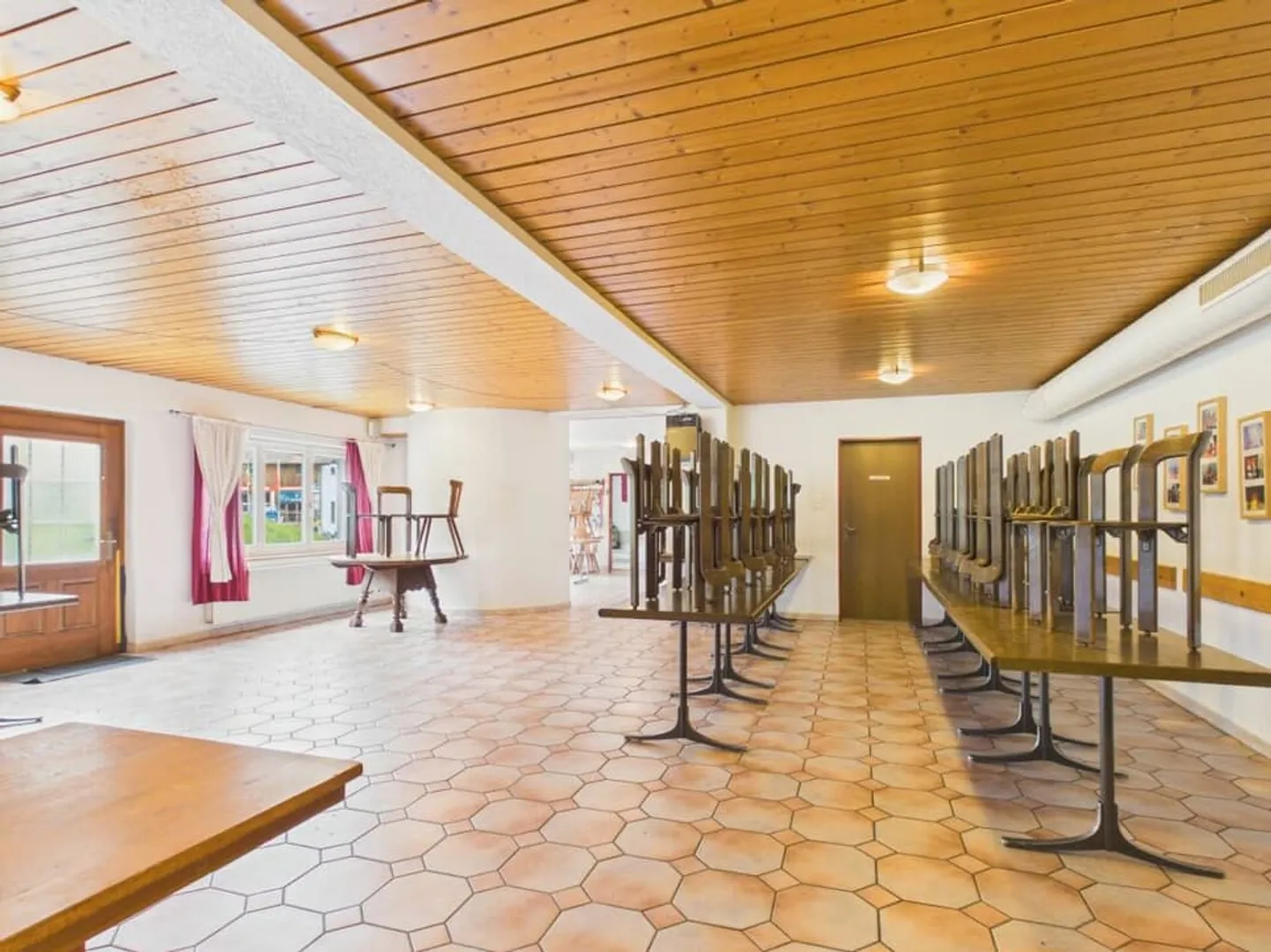 Restaurant spacieux à louer à Ederswiler - Photo 7 sur 13