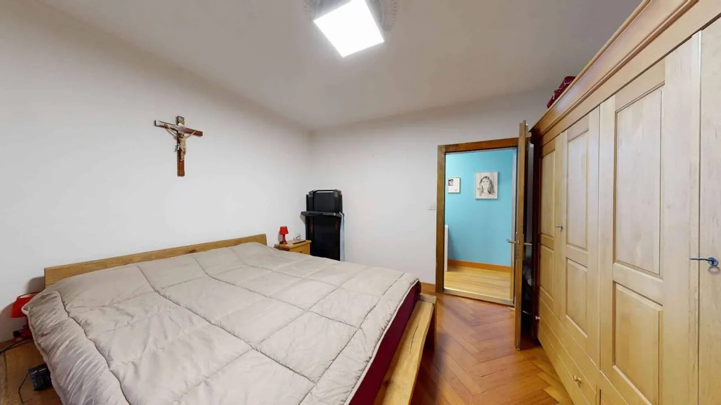 Spacieux appartement 5 pièces avec terrasse panoramique - Foto 4 von 7
