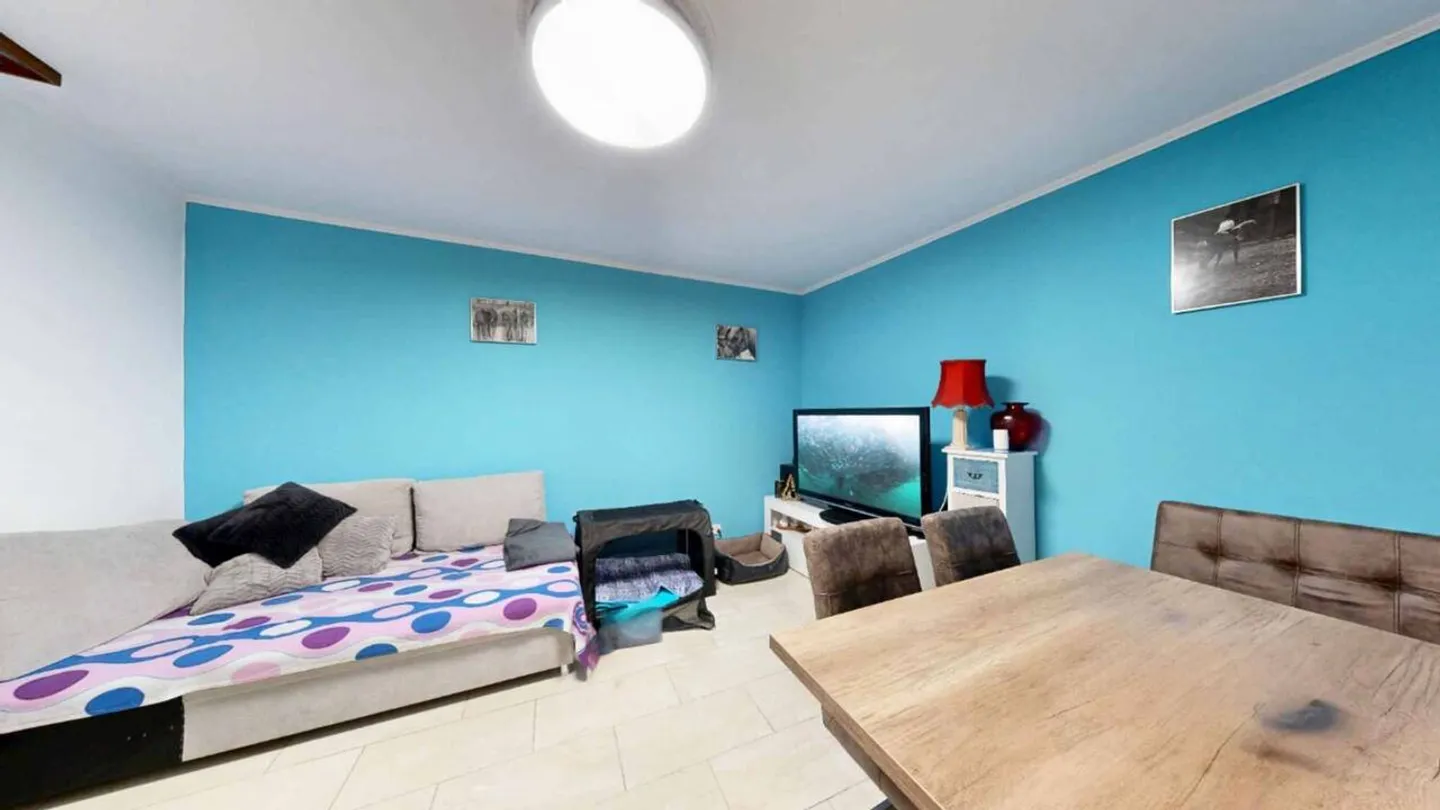 Spacieux appartement 5 pièces avec terrasse panoramique - Foto 1 von 7