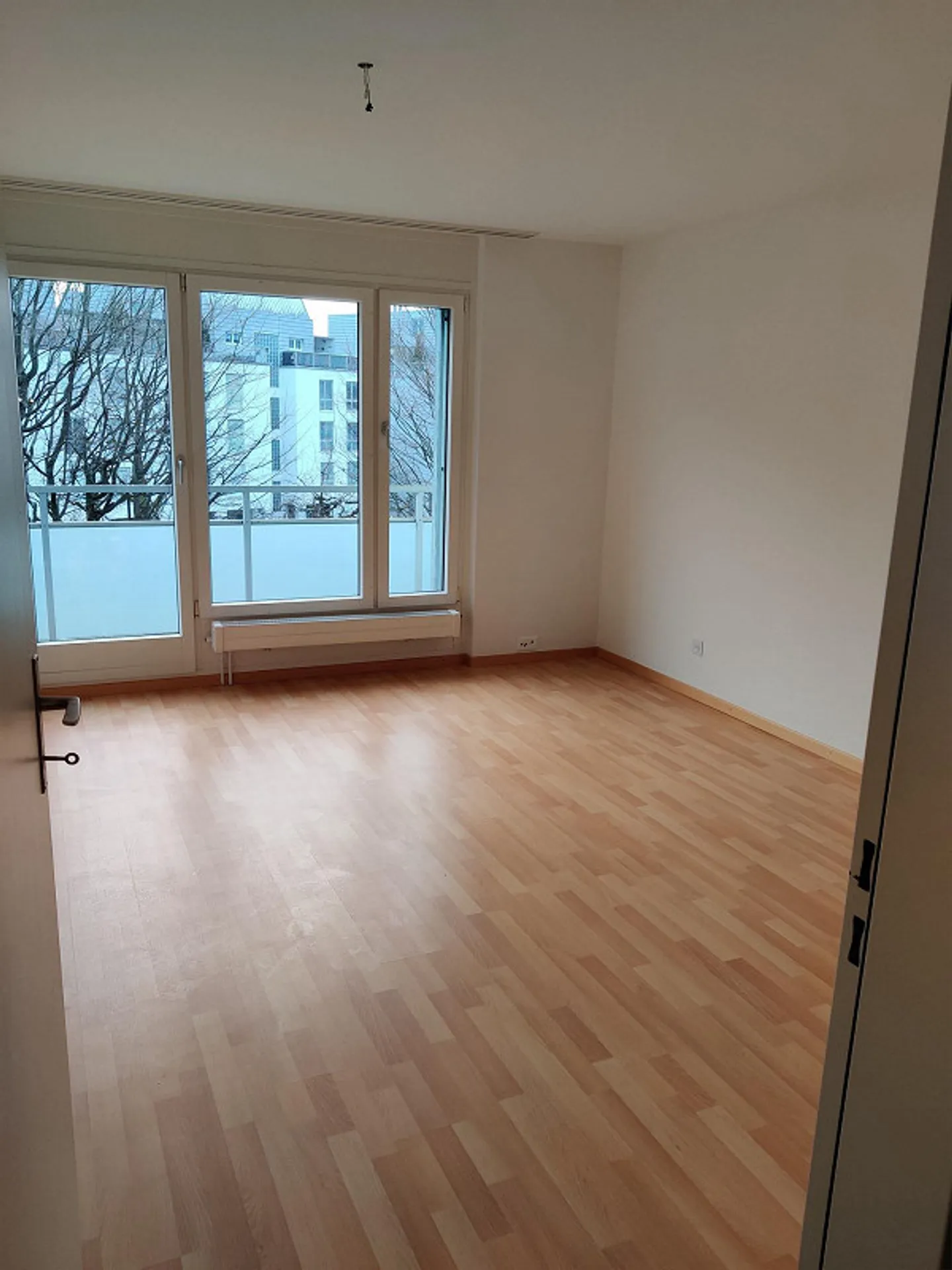 Grand appartement de 4,5 pièces - Photo 9 sur 11