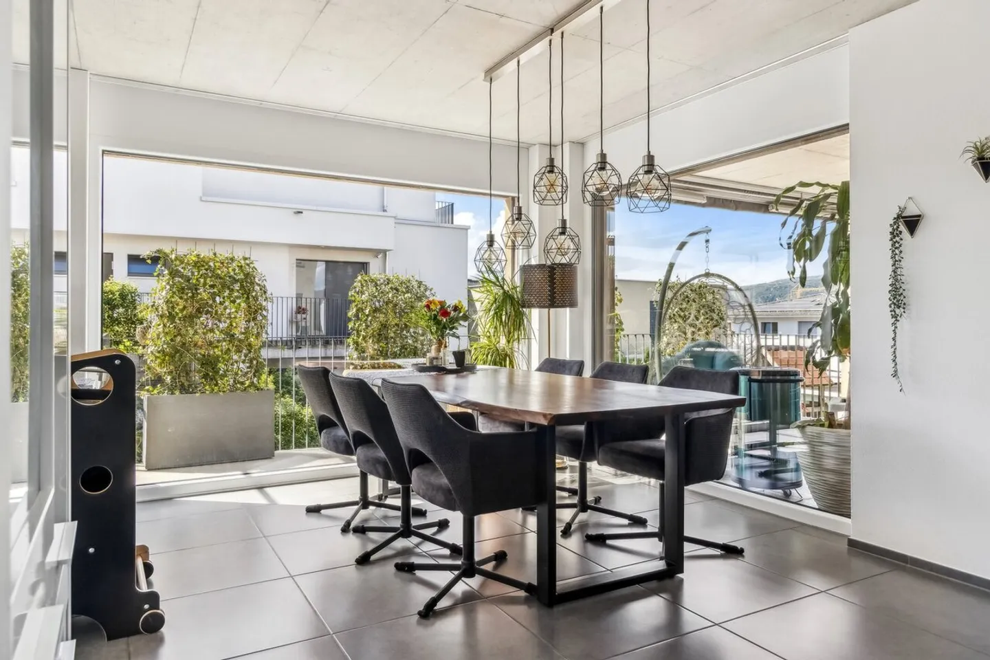 Raum zum Leben - modernes Einfamilienhaus mit Stil - Foto 3 von 9