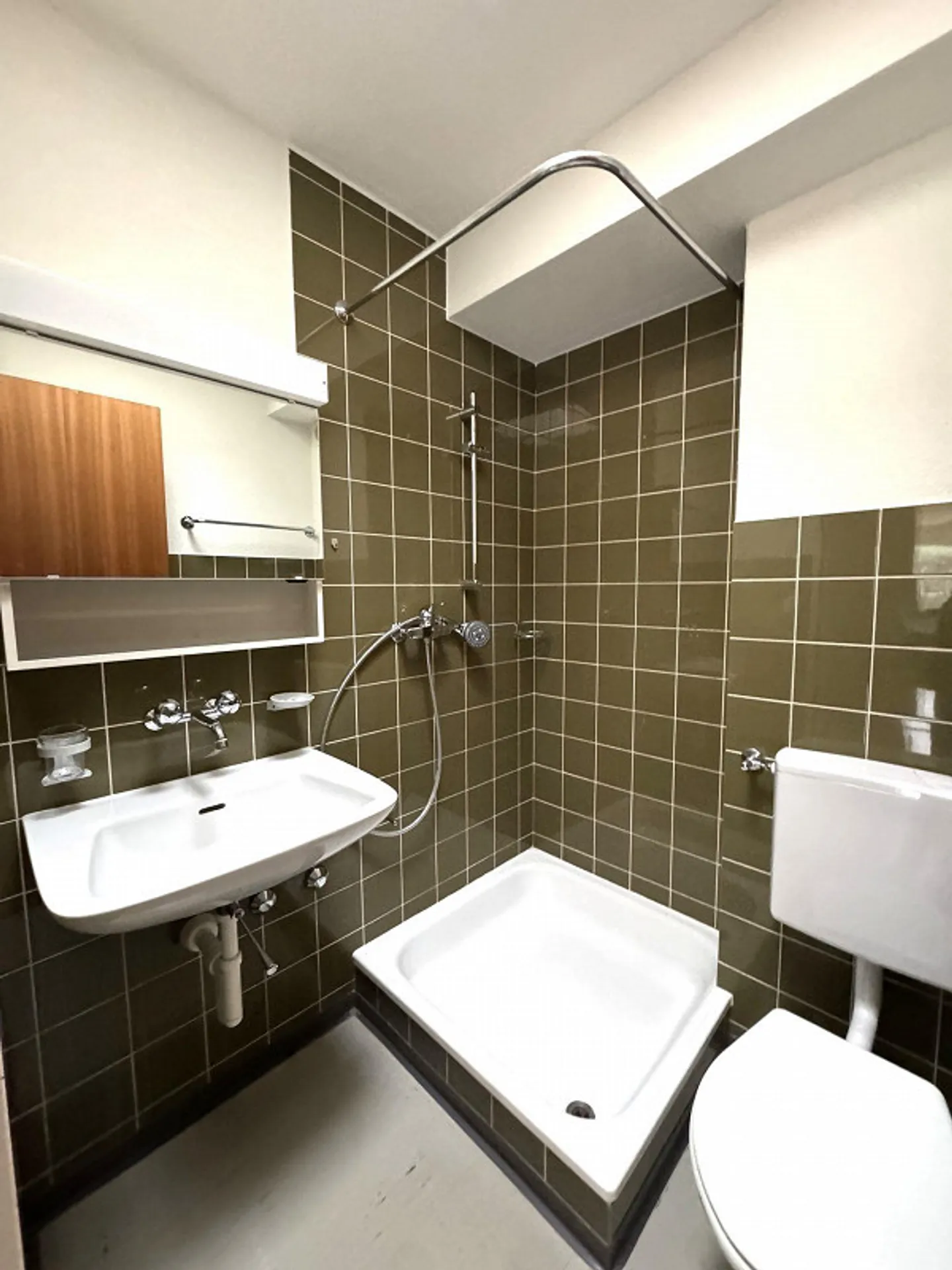 1.0 Room Attic Studio with Large Roof Terrace - Photo 3 of 9