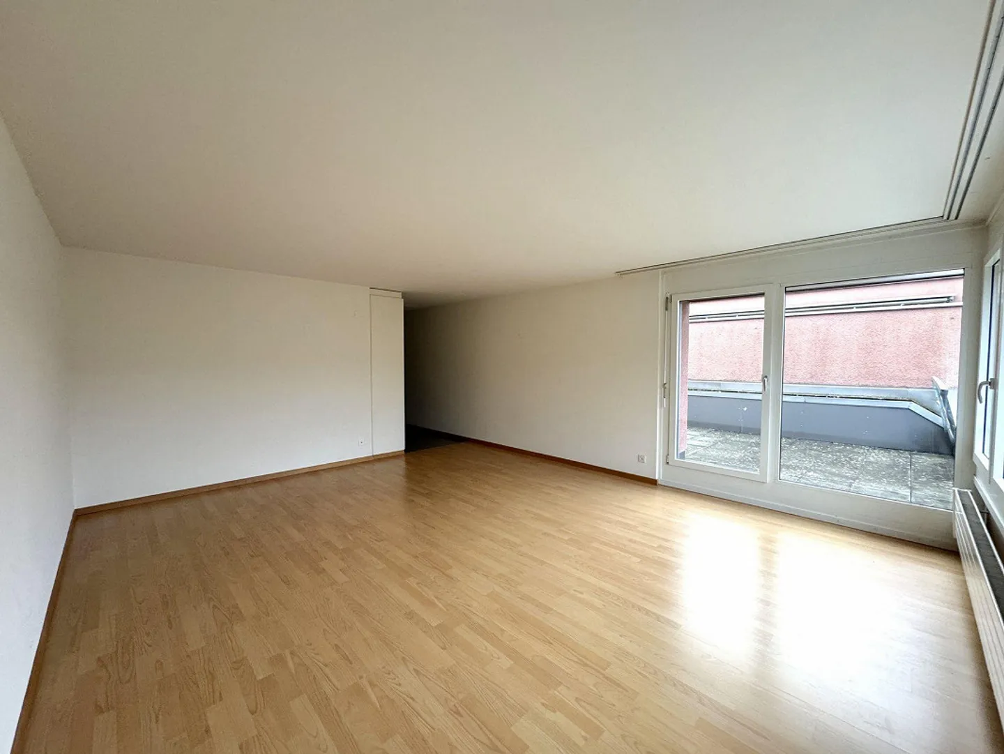 1.0 Room Attic Studio with Large Roof Terrace - Photo 8 of 9