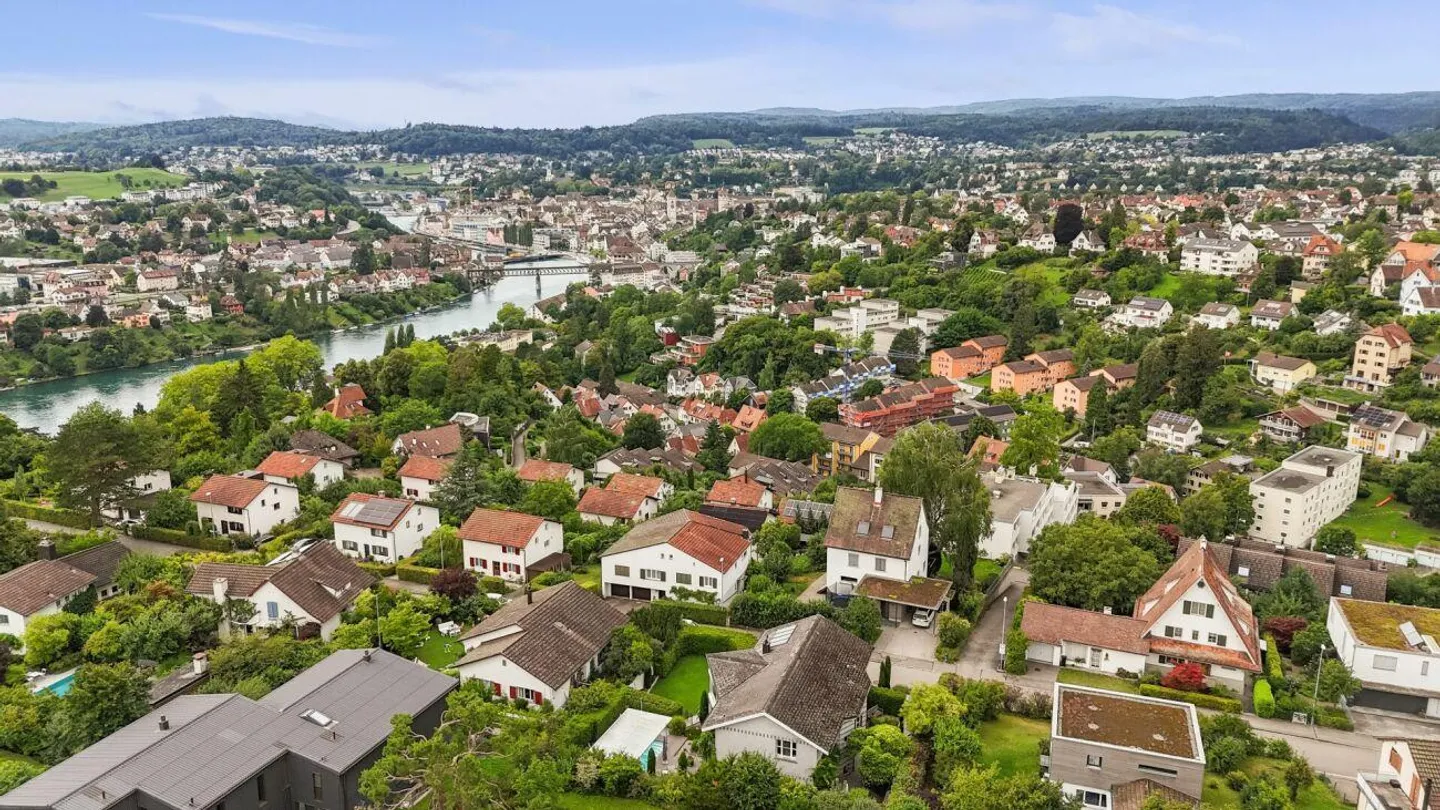 Grosszügiges Einfamilienhaus mit Pool, Sauna und Munotblick in Buchthalen - Foto 11 von 12