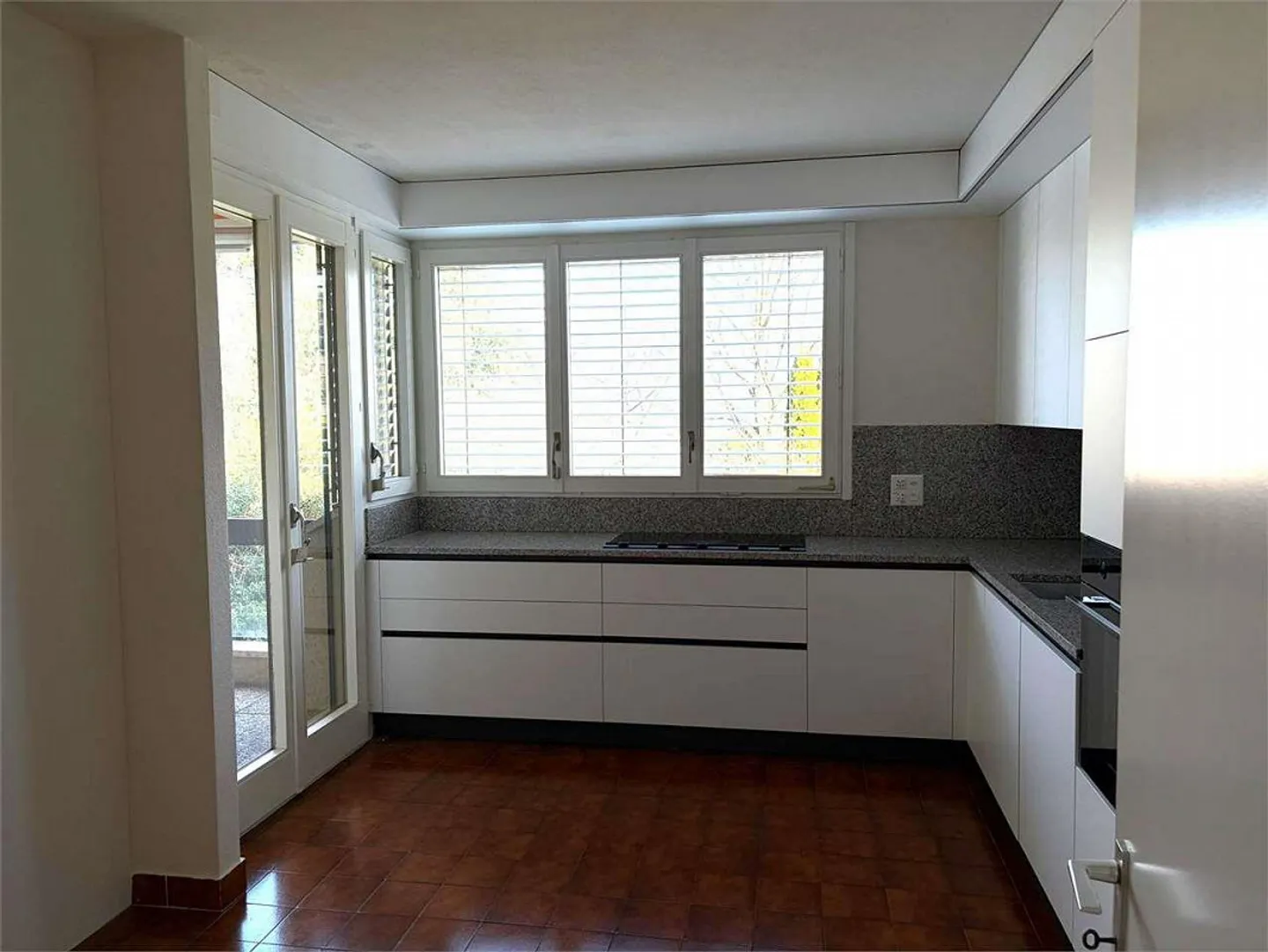 Beautiful 5.5-room apartment with terrace in Gentilino - Photo 9 of 13