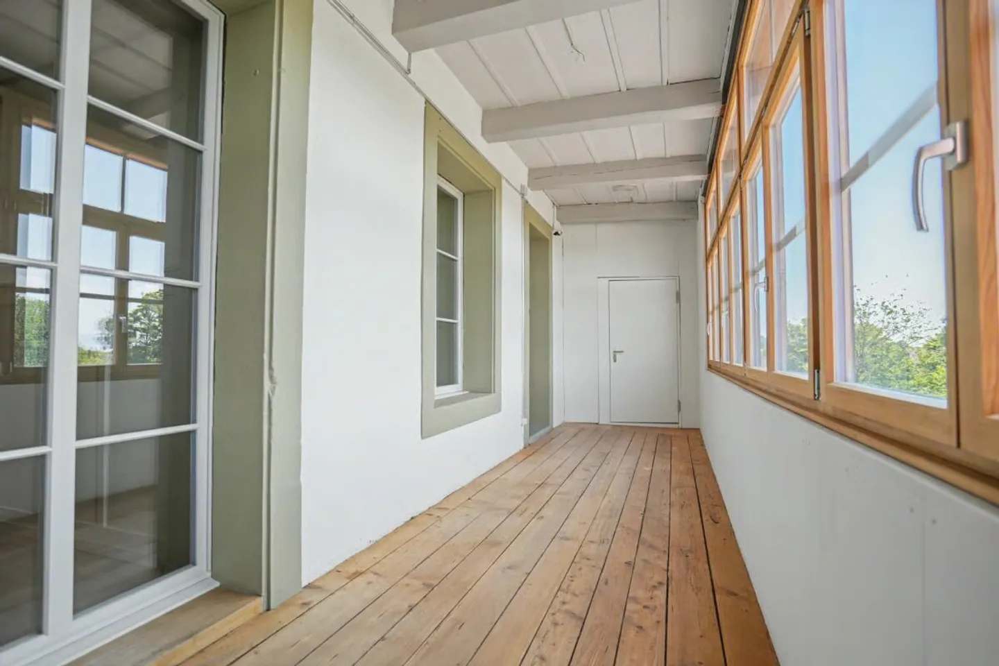 Appartamento elegante di 4,5 stanze in un vecchio edificio ad Aarberger Stedtli! - Foto 11 di 13