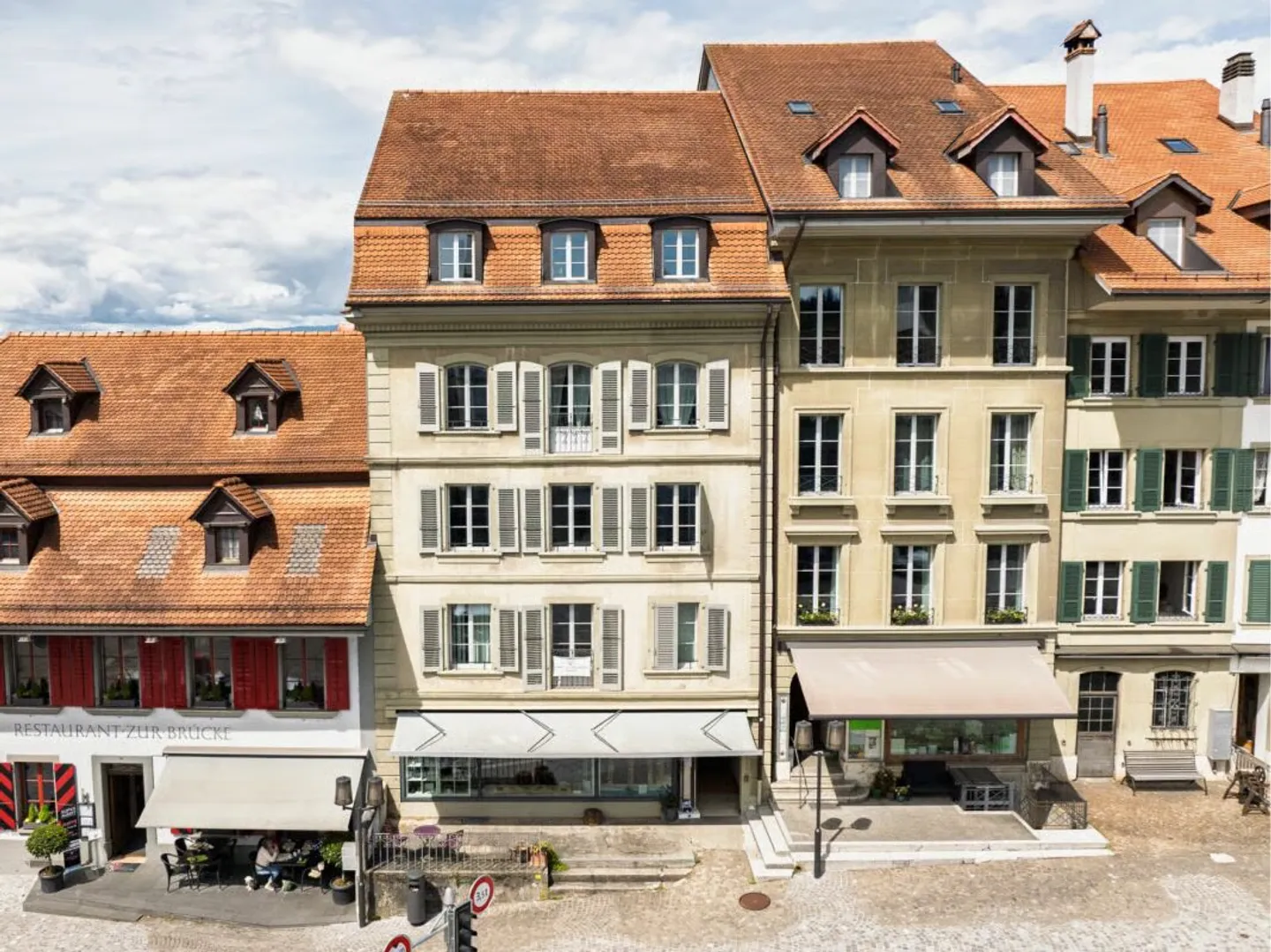 Appartamento elegante di 4,5 stanze in un vecchio edificio ad Aarberger Stedtli! - Foto 12 di 13