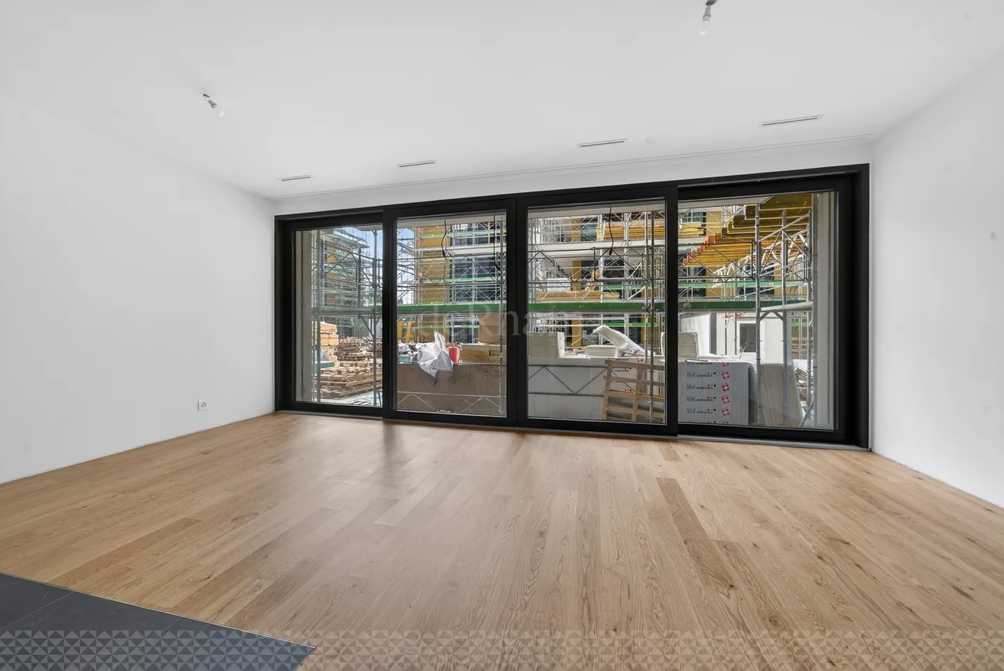 Appartement moderne 4.5 pièces - Photo 3 sur 13