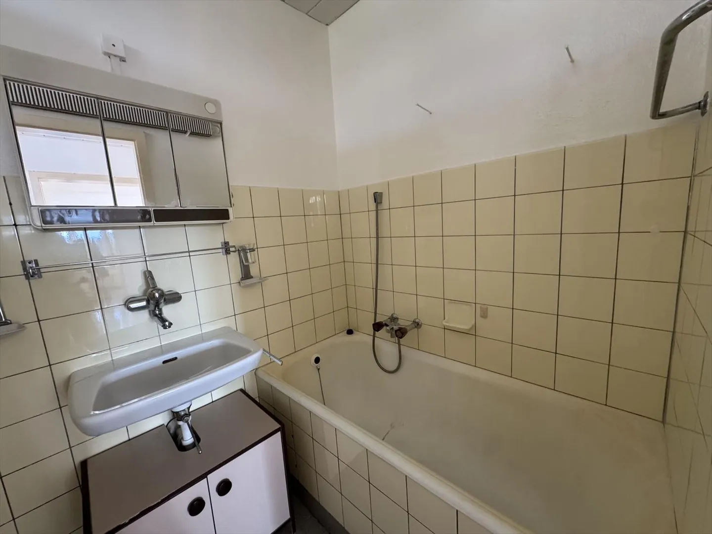 Appartement avec 3,5 pièces au 3ème étage - Photo 6 sur 7