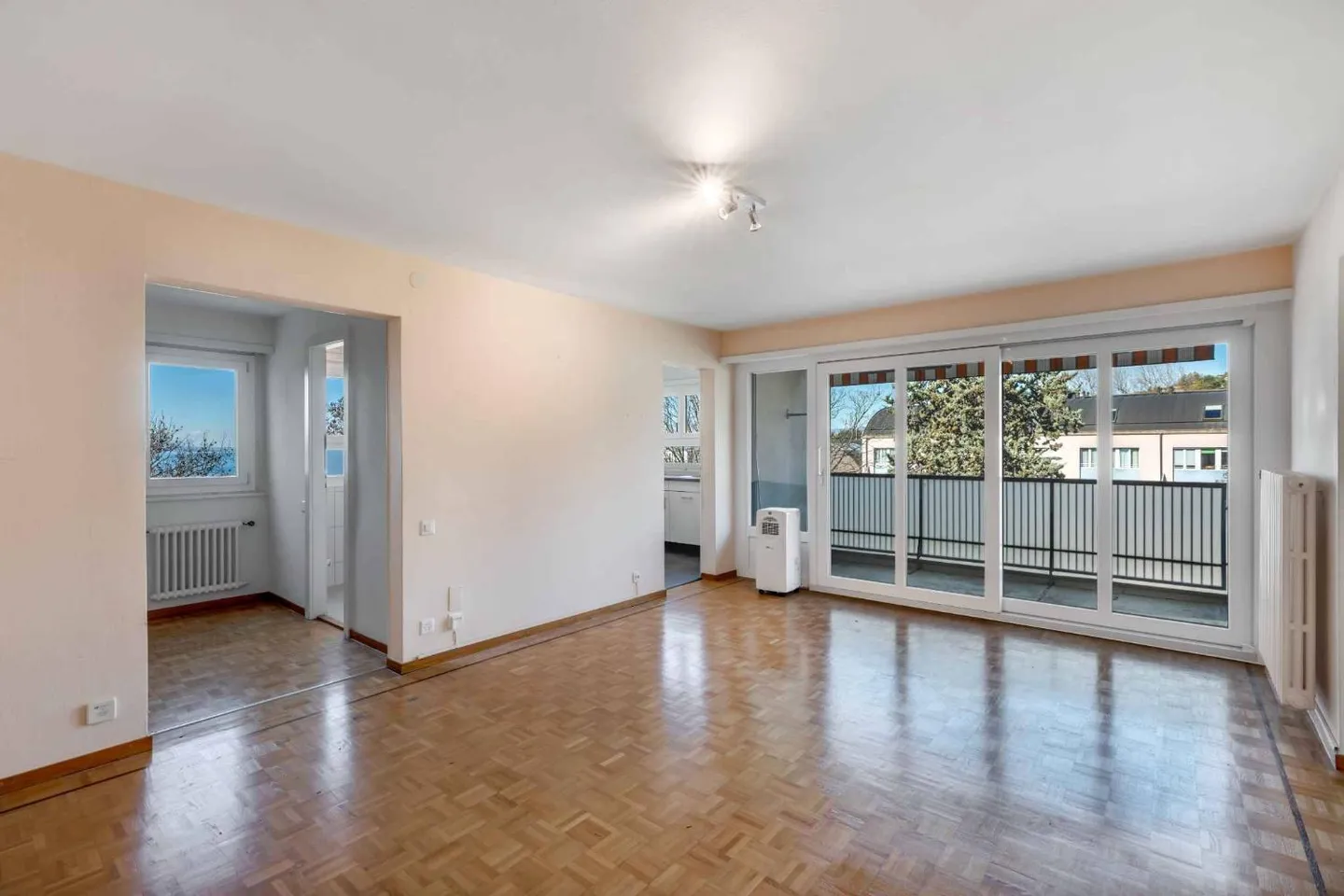 Close to Everything, 3.5 Rooms with Spacious Living Room - Photo 1 of 5