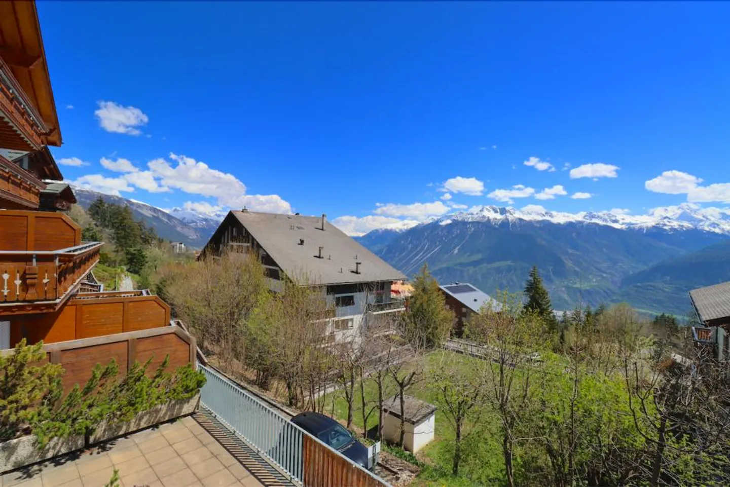 Lot PPE in einer Ferienresidenz mit Panoramablick - Foto 1 von 13