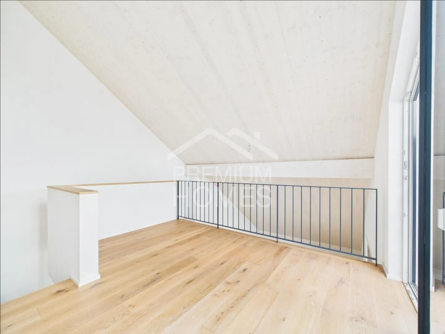 Access to the new top price! - Photo 7 of 10