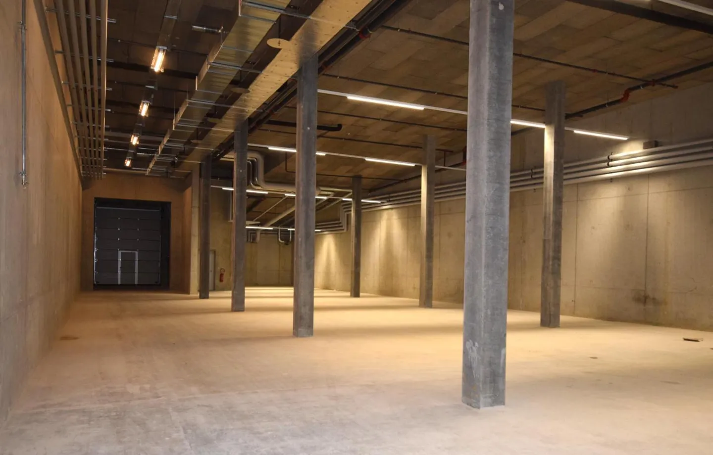 Industry - Photo 4 of 8