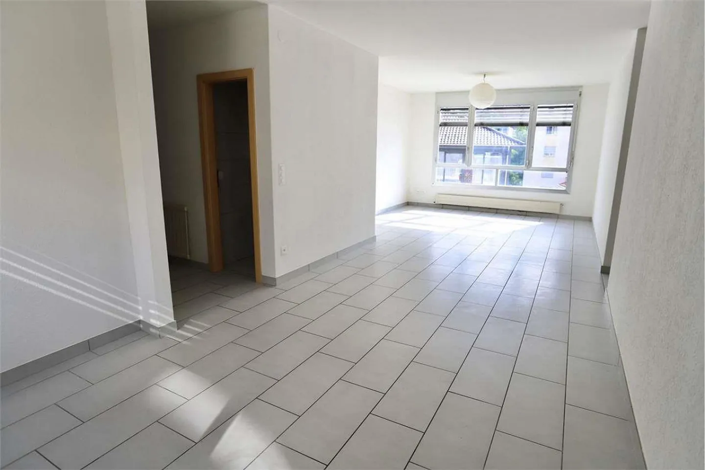 Bright Three-Room Apartment for Rent - Photo 1 of 6