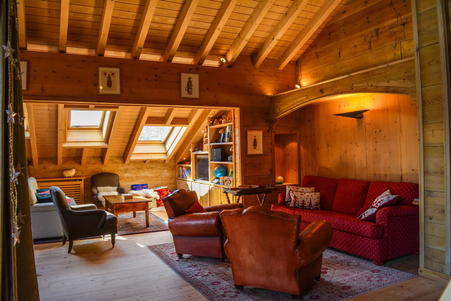 LOC 246 - SATURNE C32 PENTHOUSE - Photo 2 of 12