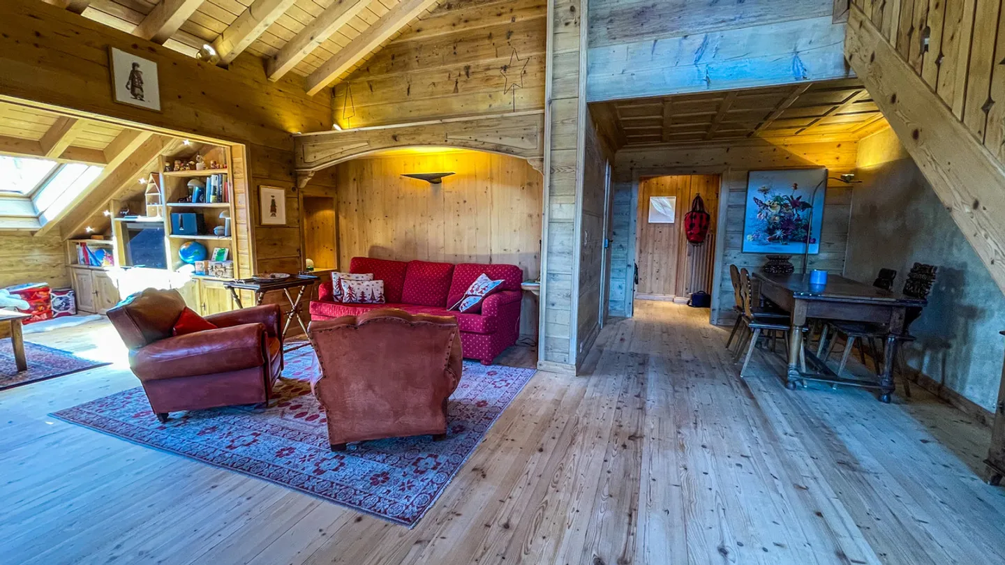 LOC 246 - SATURNE C32 PENTHOUSE - Photo 4 of 12