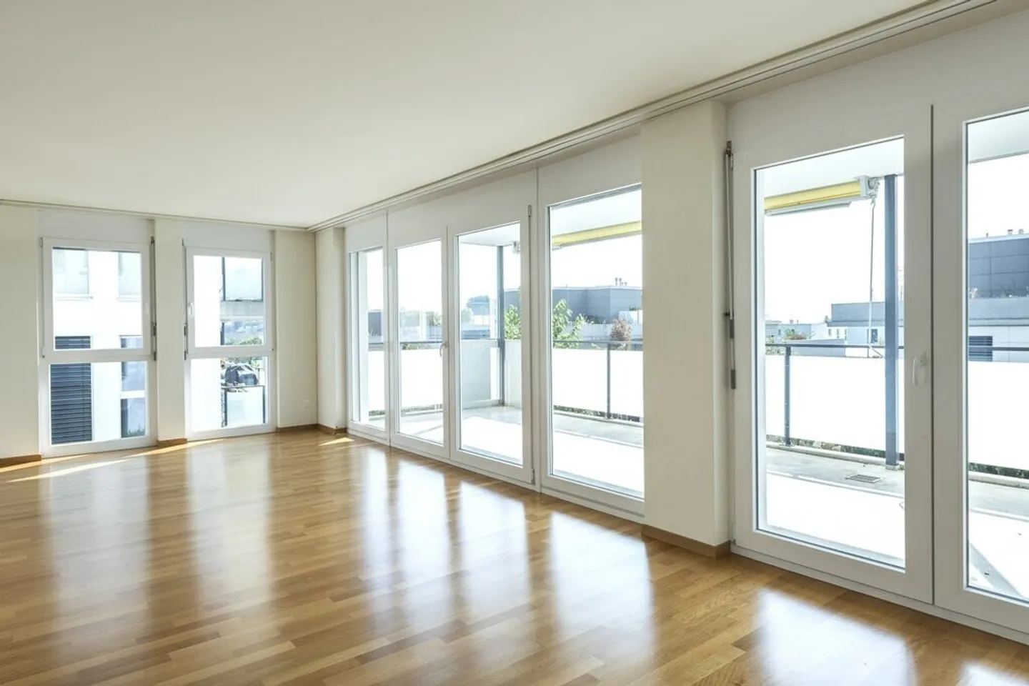 Space for the whole family - Photo 2 of 8