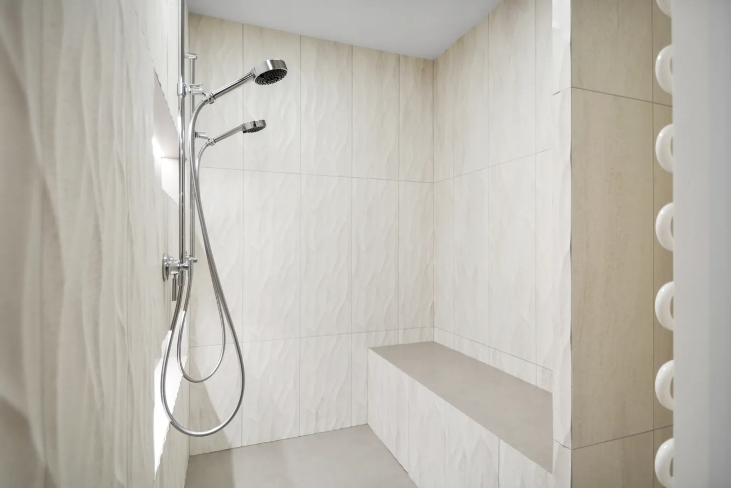 Une Ode à la Sérénité avec Vue sur le Lac et les Alpes - Photo 14 sur 19