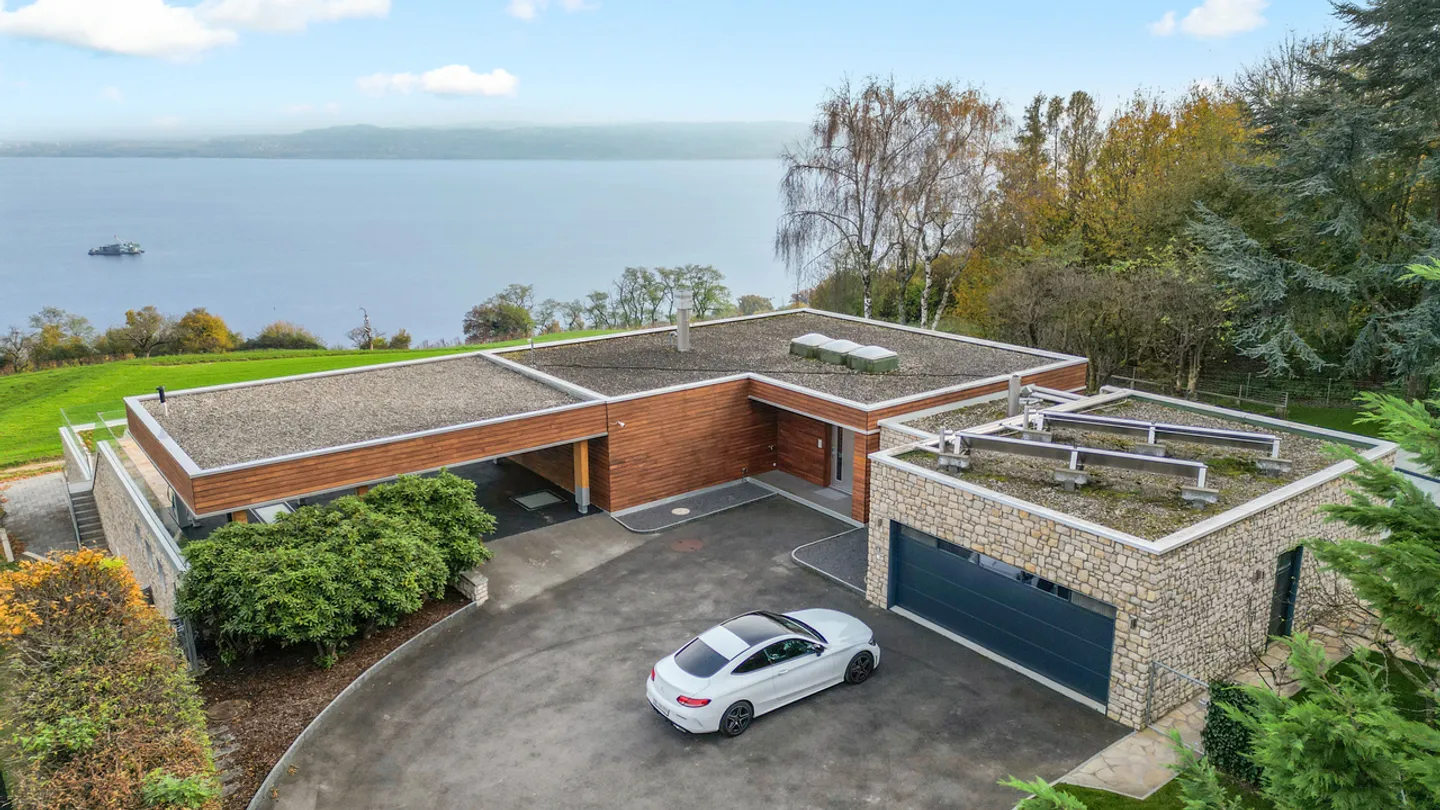Une Ode à la Sérénité avec Vue sur le Lac et les Alpes - Photo 18 sur 19