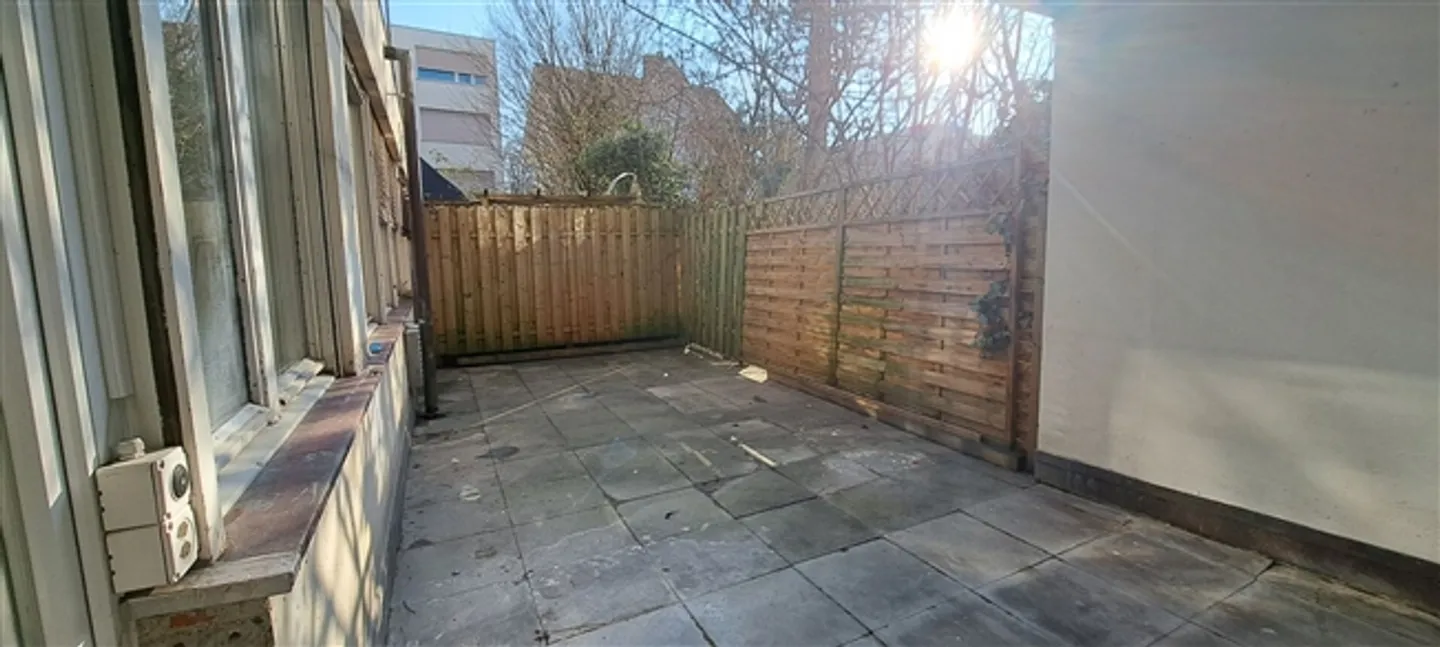 Biel, large commercial area with 5.5 rooms on the ground floor in a busy area - Photo 5 of 8