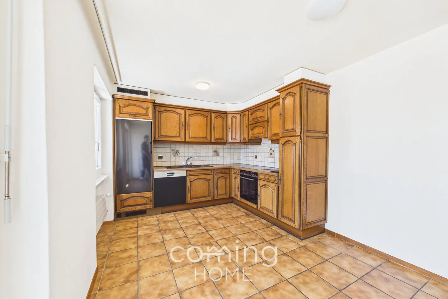 Ideal as a Home or Investment: 4.5-Room Apartment in Upper Valais - Photo 4 of 15