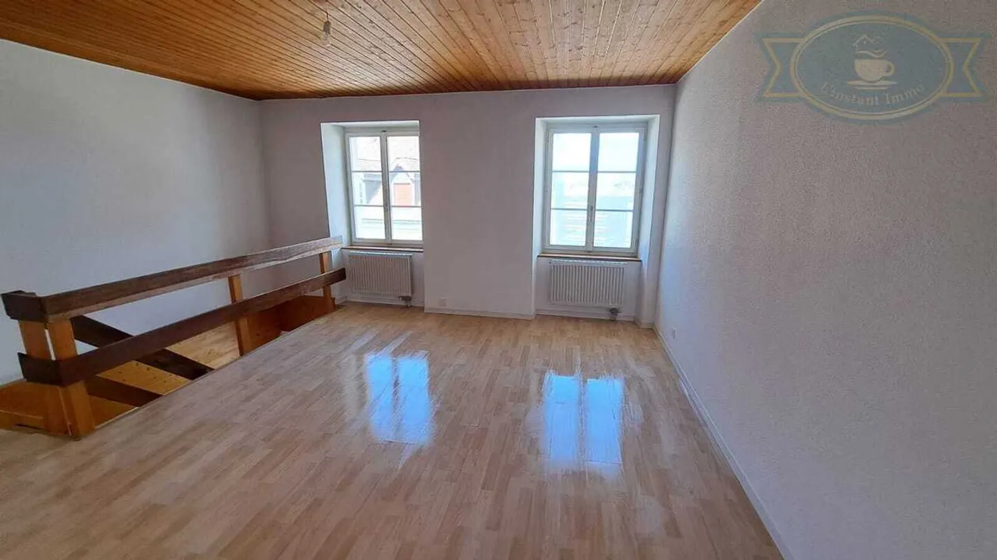 Edificio generatore di reddito nel cuore della città vecchia di Porrentruy - Foto 8 di 10