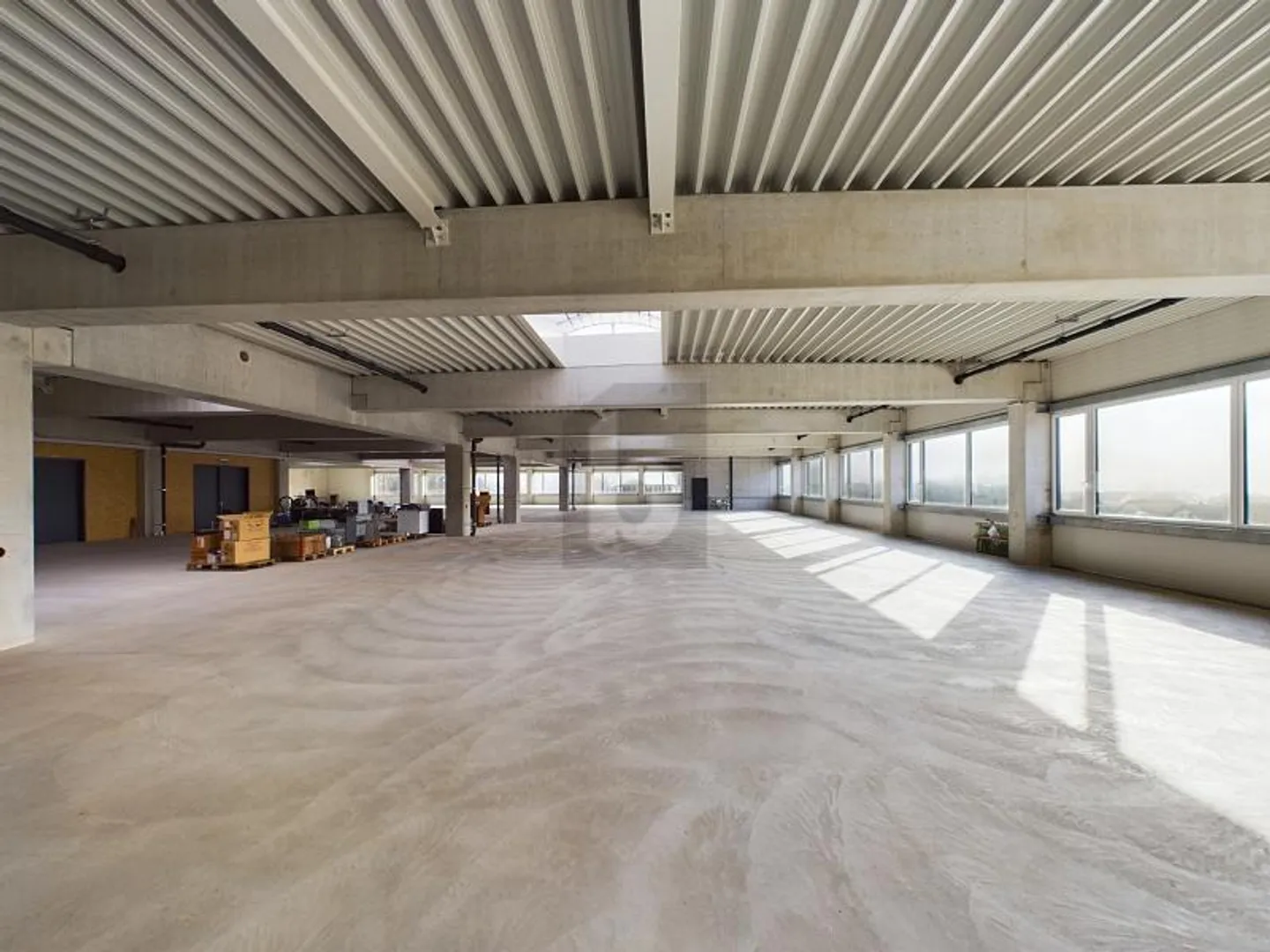 GRANDE SALA DI MONTAGGIO, IDEALE PER LA TUA AZIENDA - Foto 3 di 5