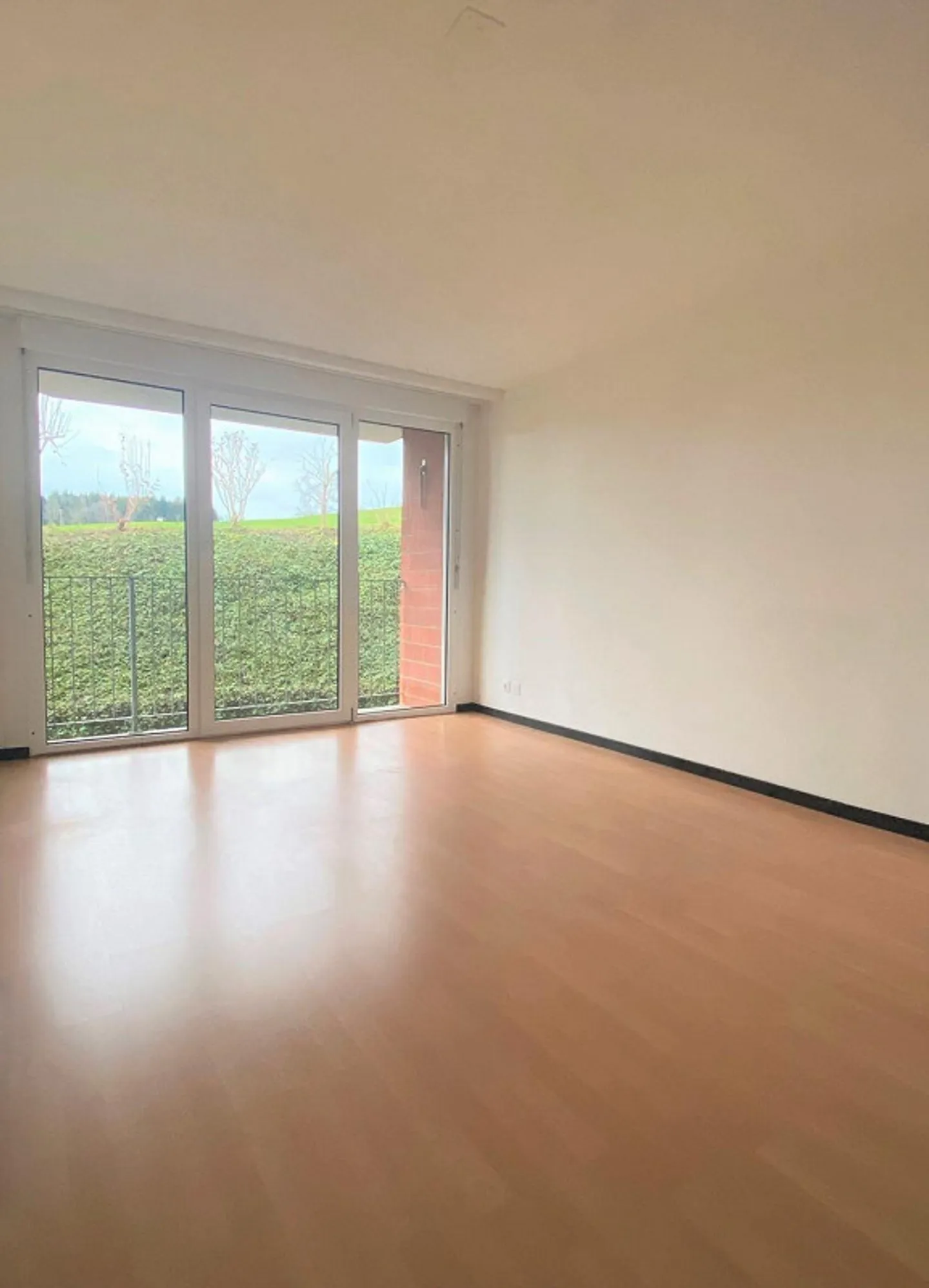 3 ½ - Zimmerwohnung mit Gartensitzplatz im Grünen - Photo 5 sur 9