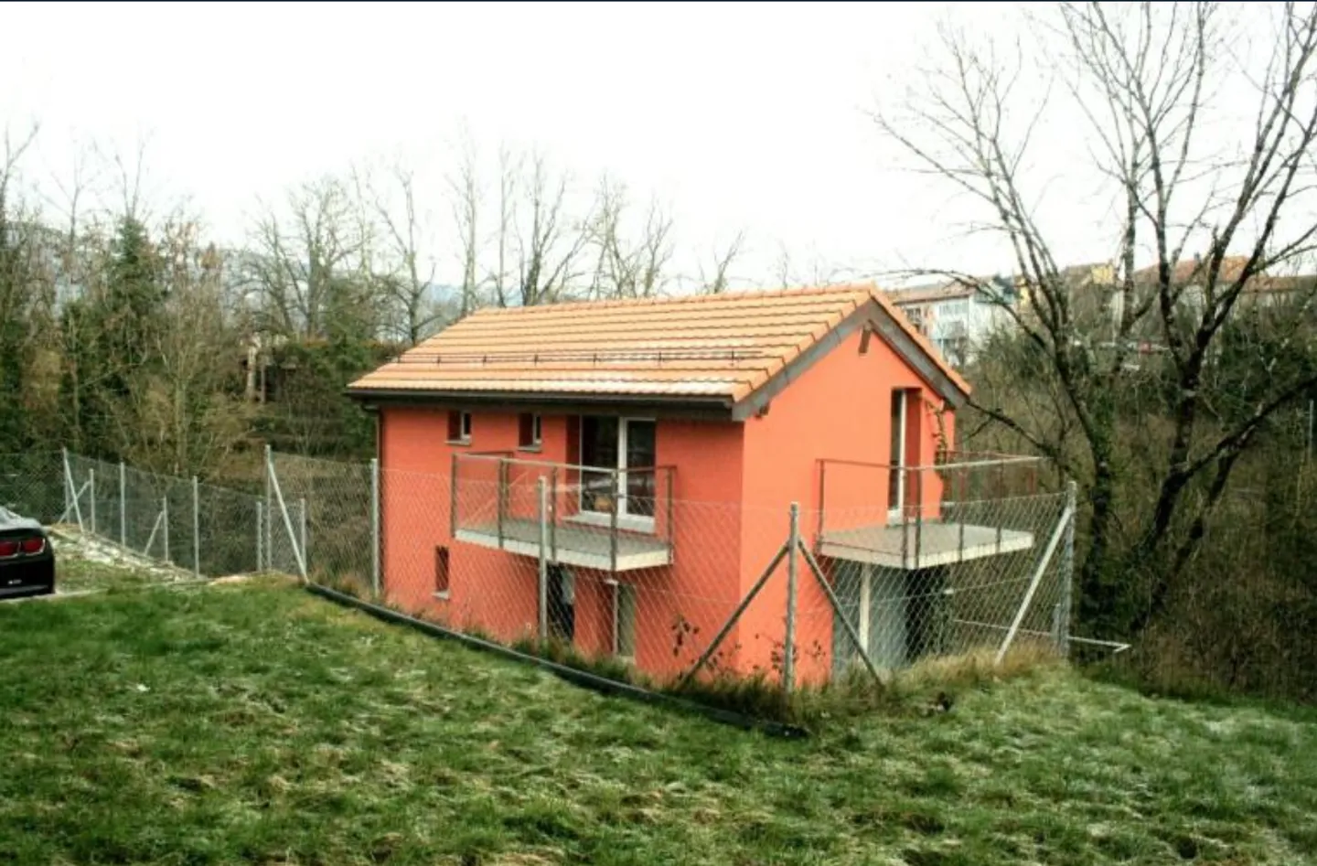 Mixed-use building 12 rooms - Photo 4 of 4