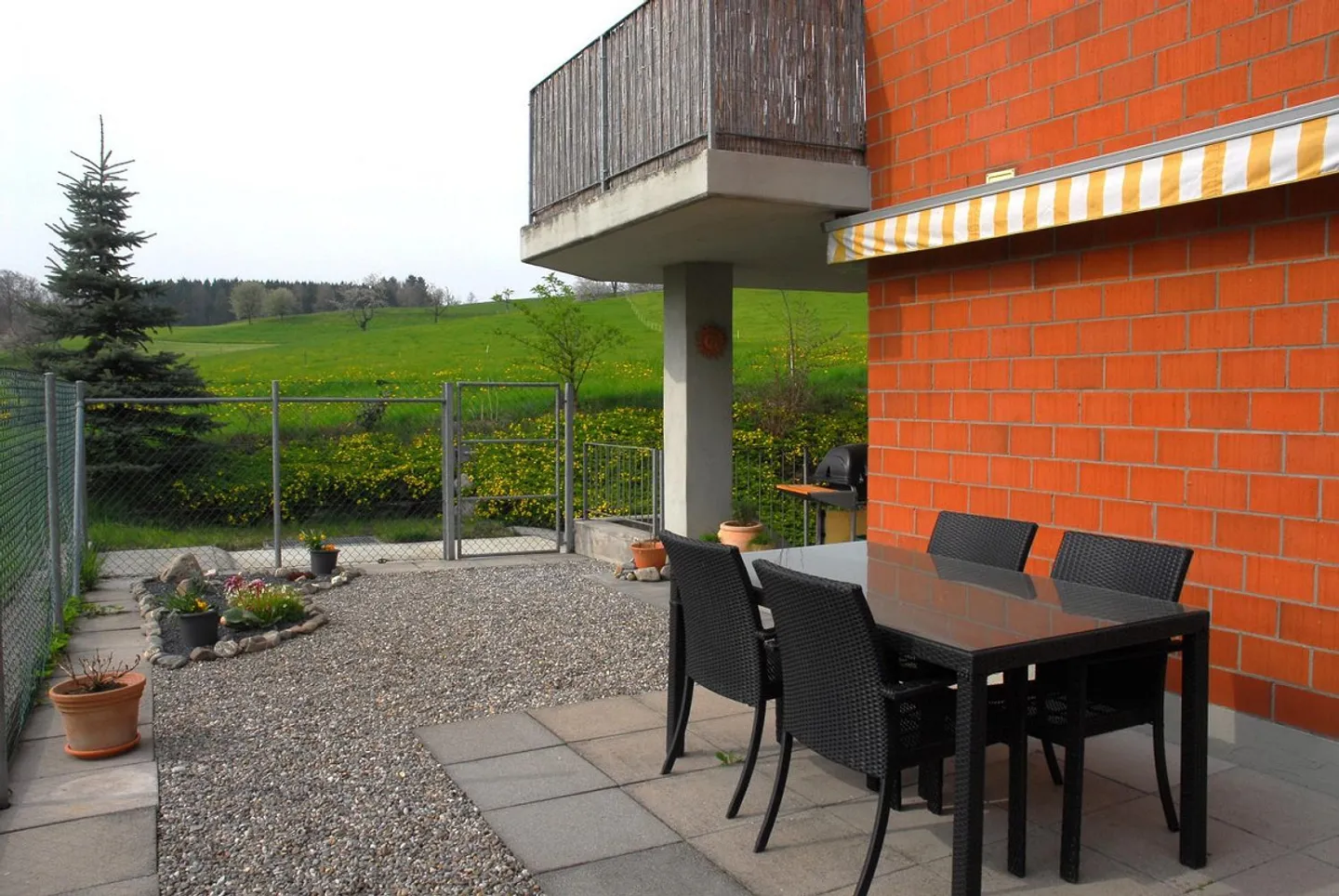 3 ½ - Zimmerwohnung mit Gartensitzplatz im Grünen - Photo 8 sur 9