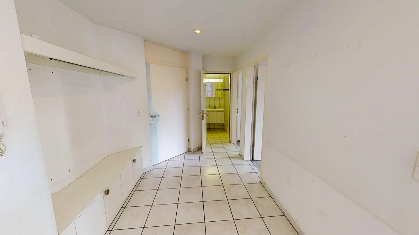5.5 Room Apartment with Large Balcony - Photo 5 of 20