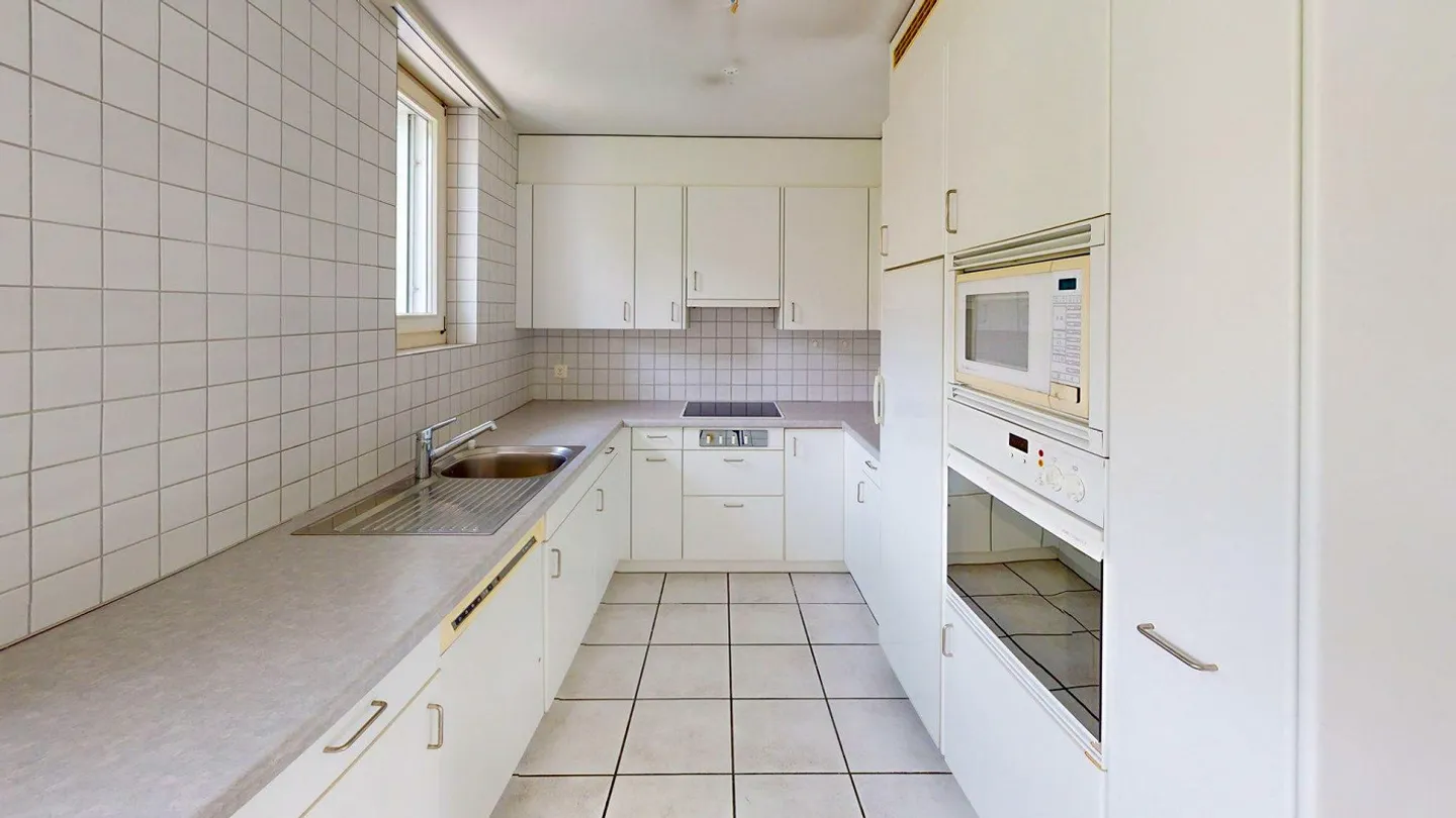 5.5 Room Apartment with Large Balcony - Photo 7 of 20