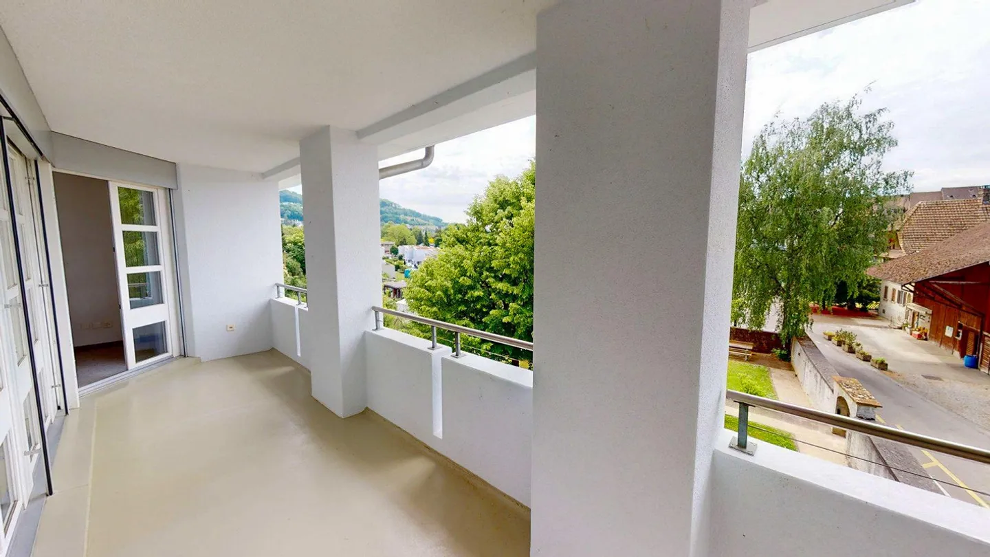5.5 Room Apartment with Large Balcony - Photo 10 of 20