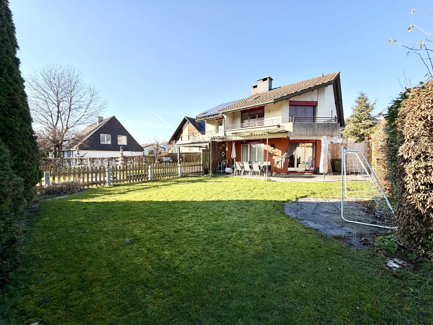 Ici commence votre bonheur familial - Maison avec grand jardin et confort moderne - Photo 1 sur 14