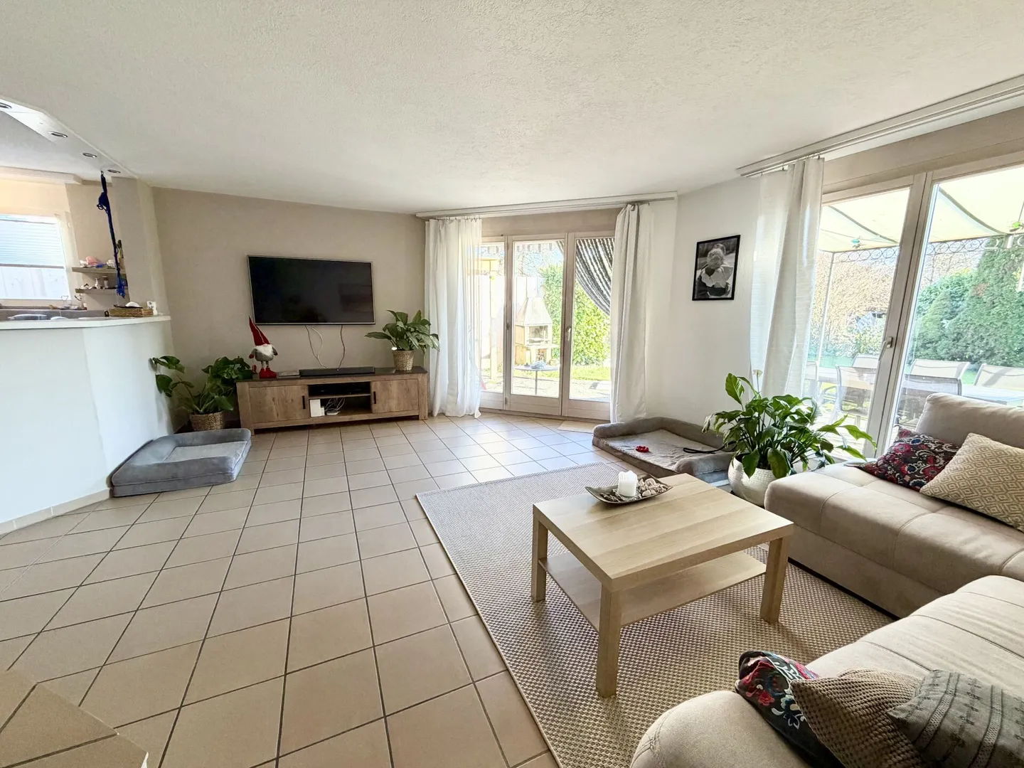 Ici commence votre bonheur familial - Maison avec grand jardin et confort moderne - Photo 2 sur 14