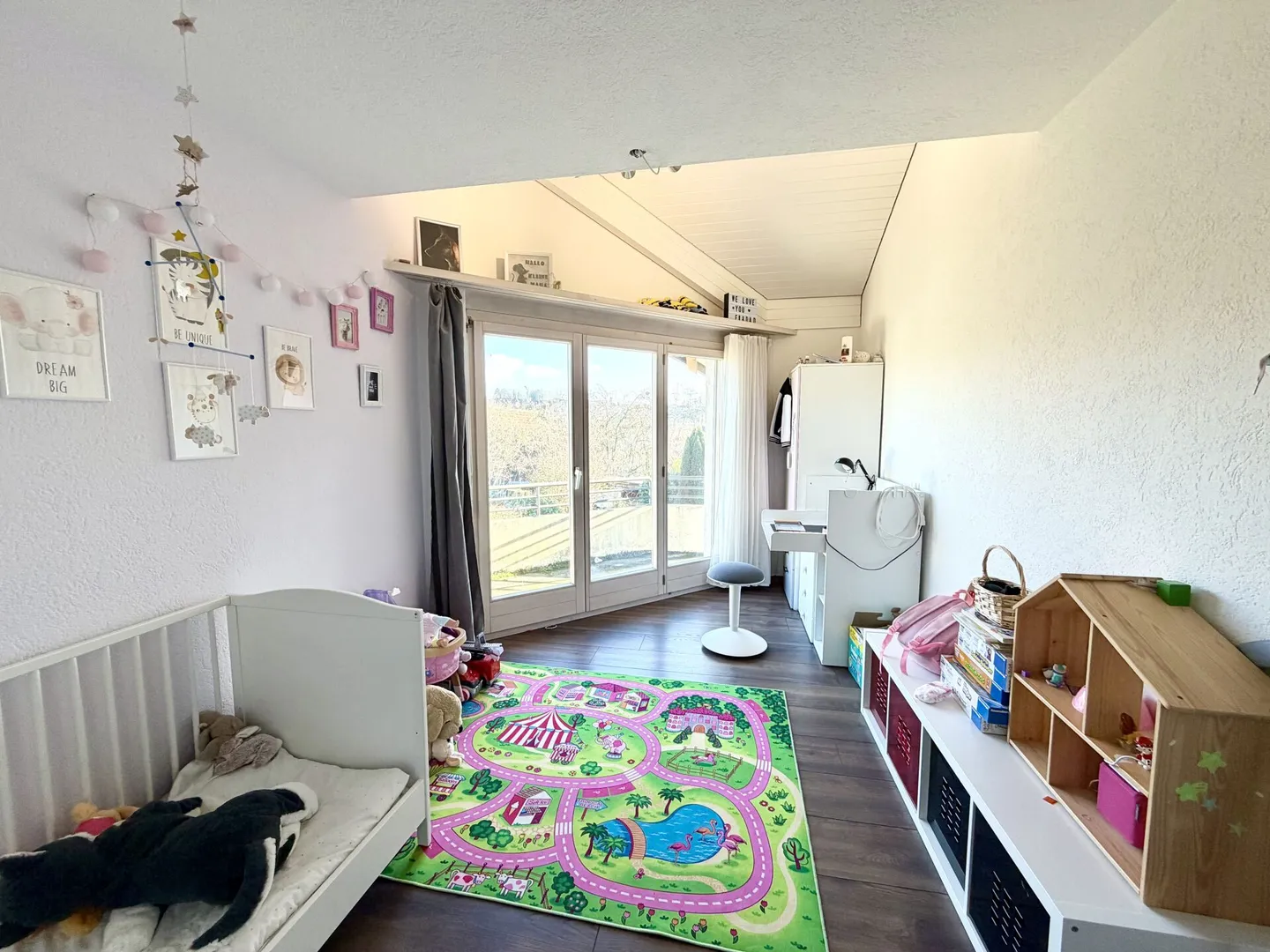 Ici commence votre bonheur familial - Maison avec grand jardin et confort moderne - Photo 9 sur 14