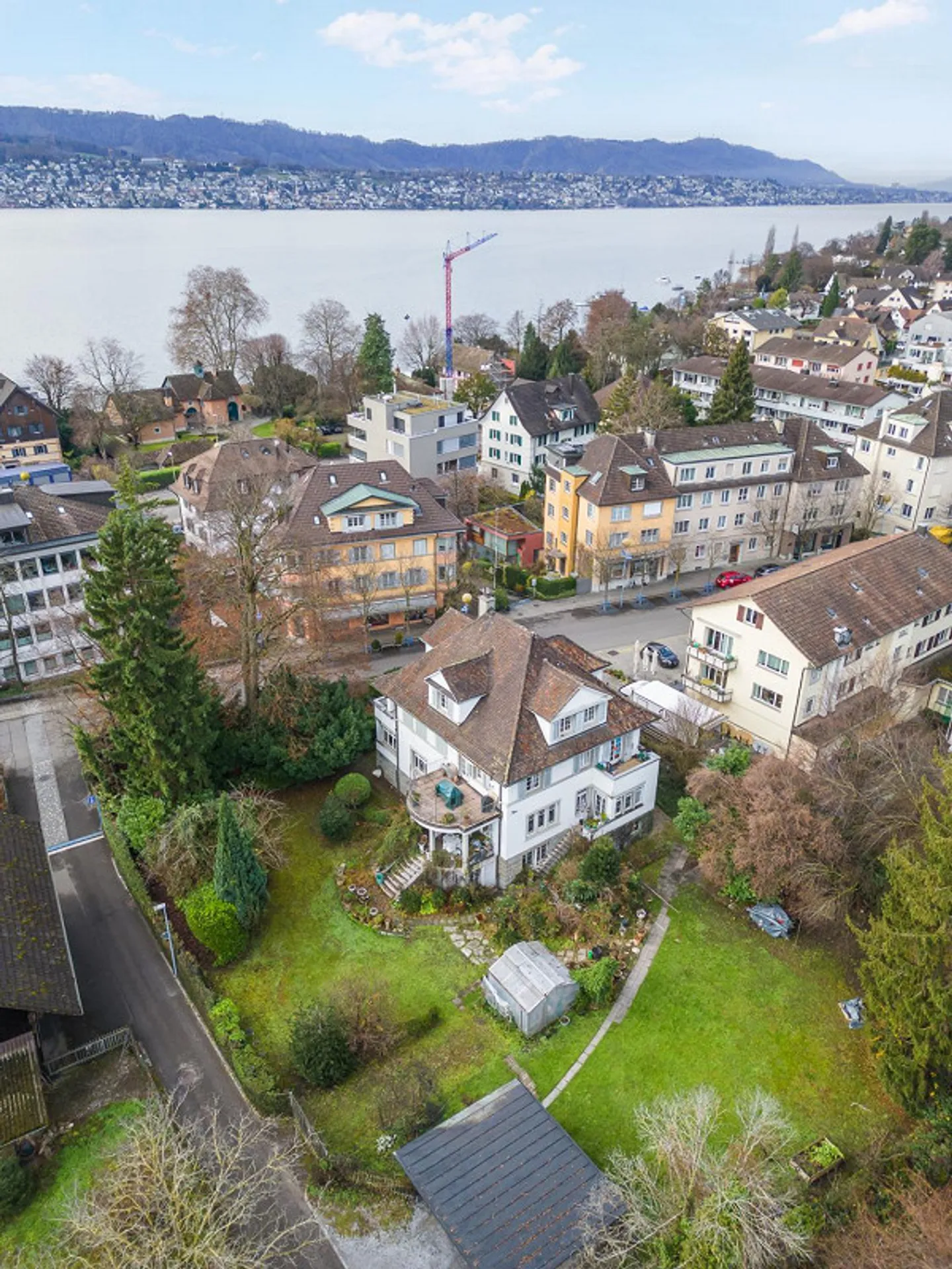 Art Nouveau villa with park in the center of Erlenbach - Photo 6 of 11