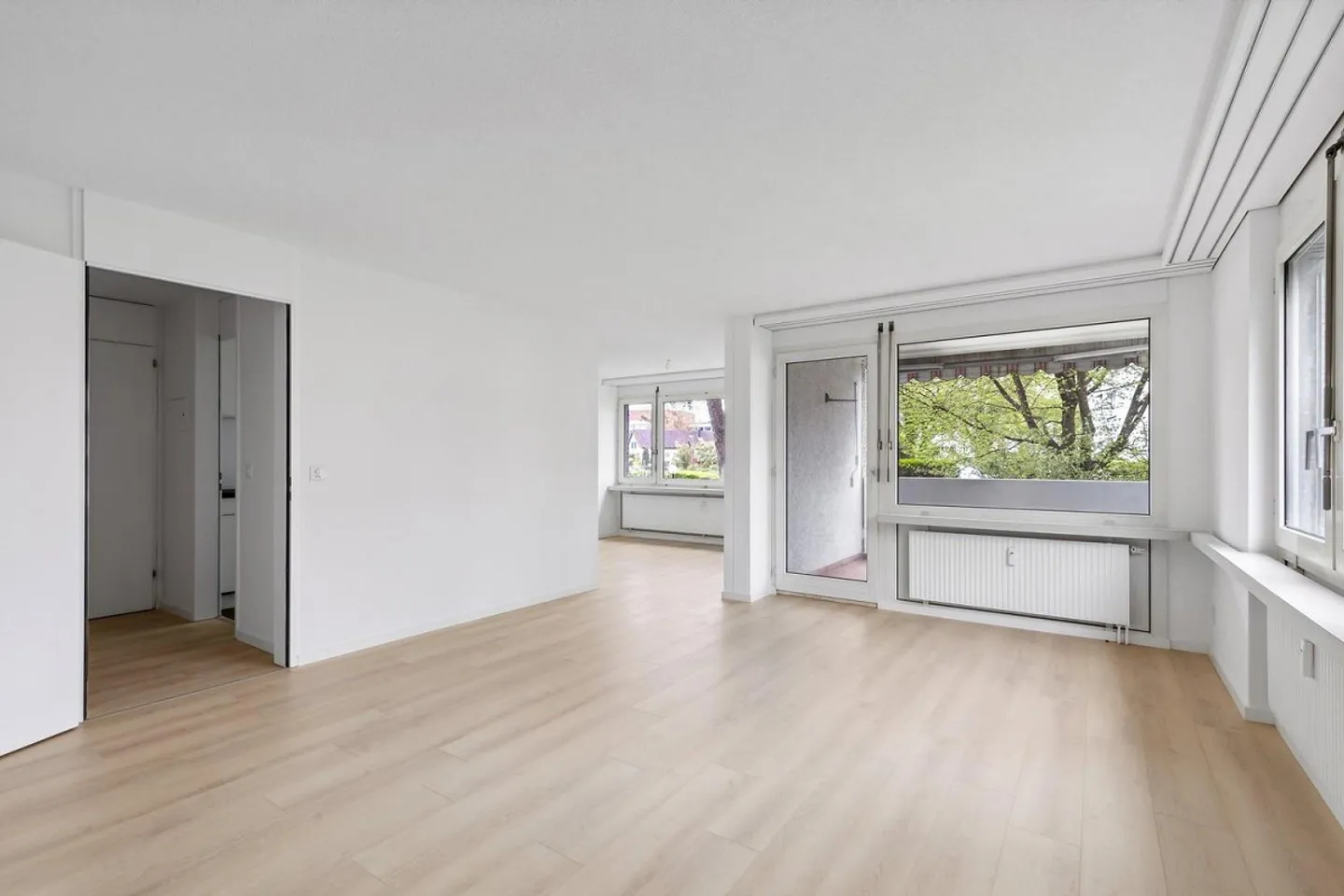 Appartement récemment rénové ! Super offre ! - Photo 5 sur 8